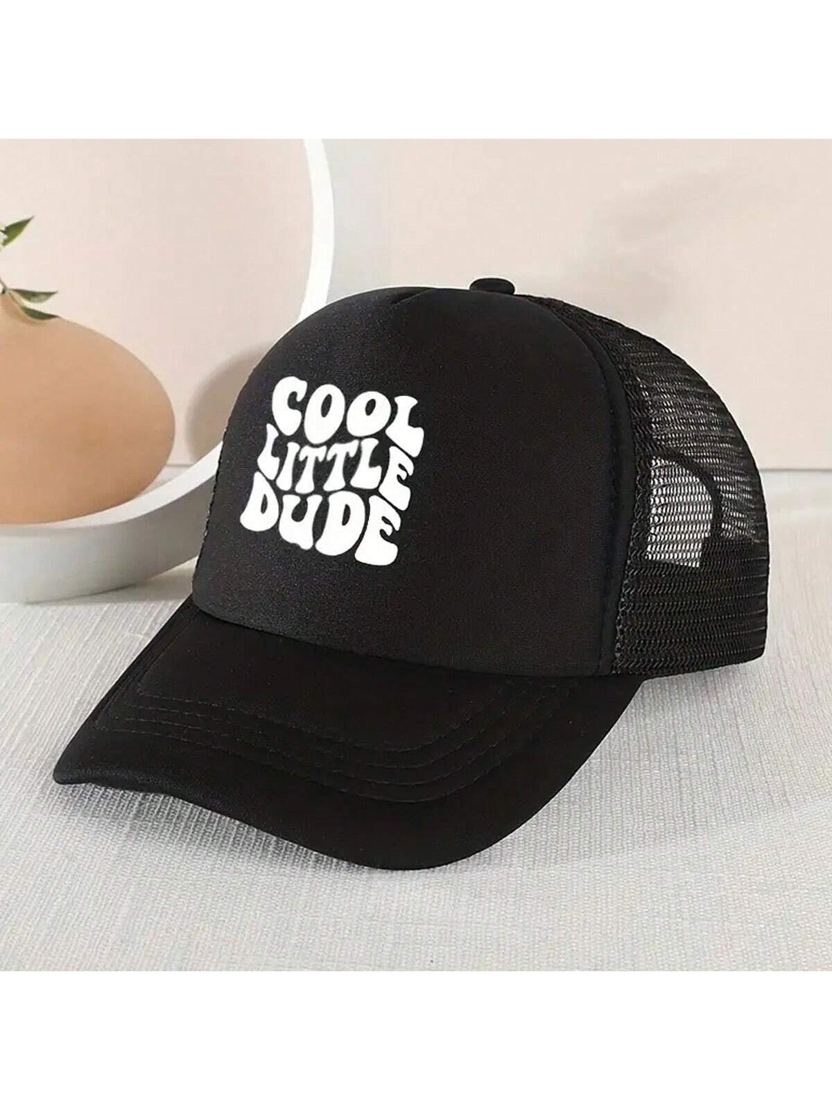 1PC Casual Trendy "COOL LITTLE DUDE" Mesh Stitching Cap, Sun Protection Comfortable Breathable Cap For Summer Holiday Outdoor Traveling Boys And Girls Accessories