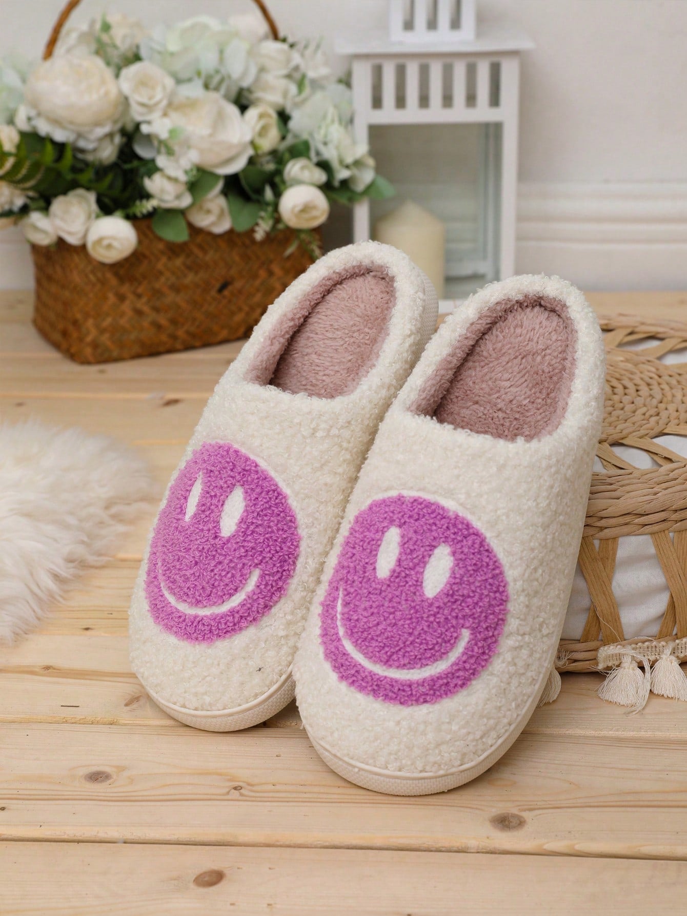 Women Korean Style Cute Cartoon  Face Fabric Slippers With Thick And Wear-Resistant Soles For Warm And Cozy Home Winter Wear, Couples" Slippers