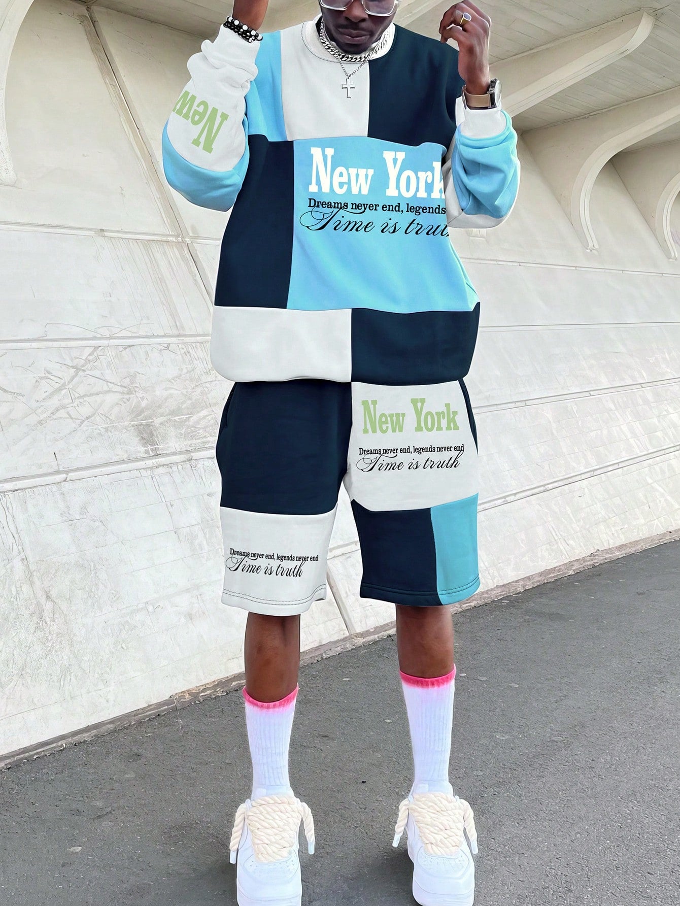 Men Slogan Graphic Colorblock Sweatshirt & Shorts