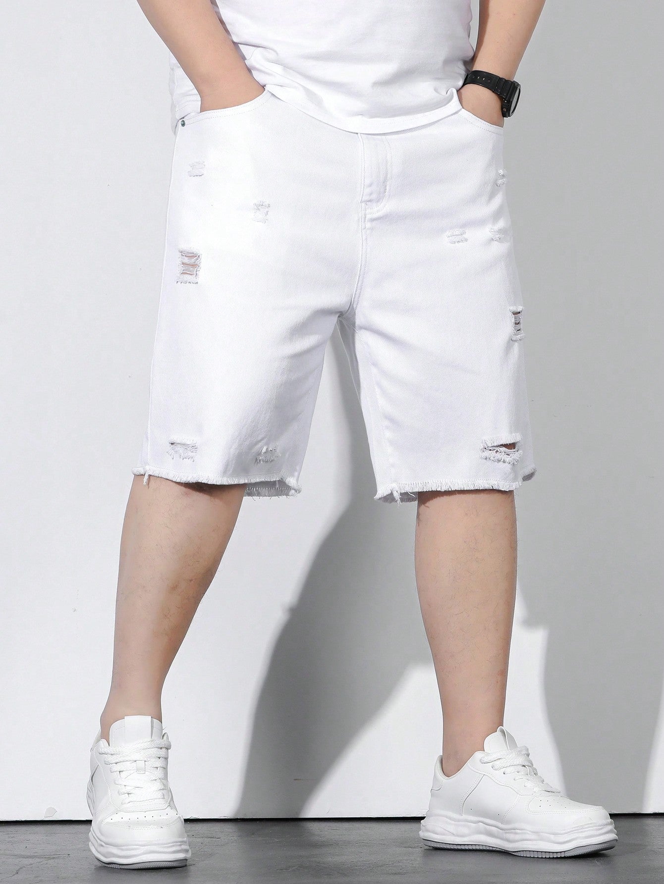 Men'S Plus Size Distressed Denim Shorts With Slanted Pockets