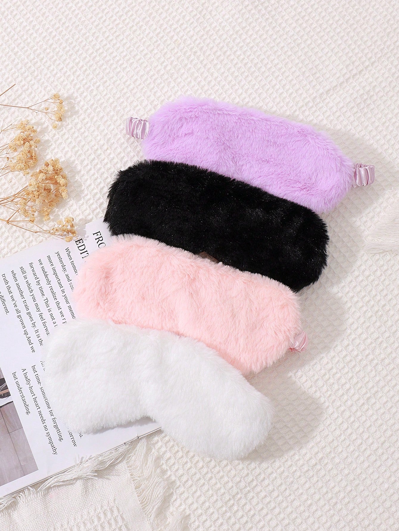 4pcs Simple And Cute Solid Colored Plush & Silk Eye Mask For Sleep, With Light Blocking, Skin-Friendly And Breathable Design