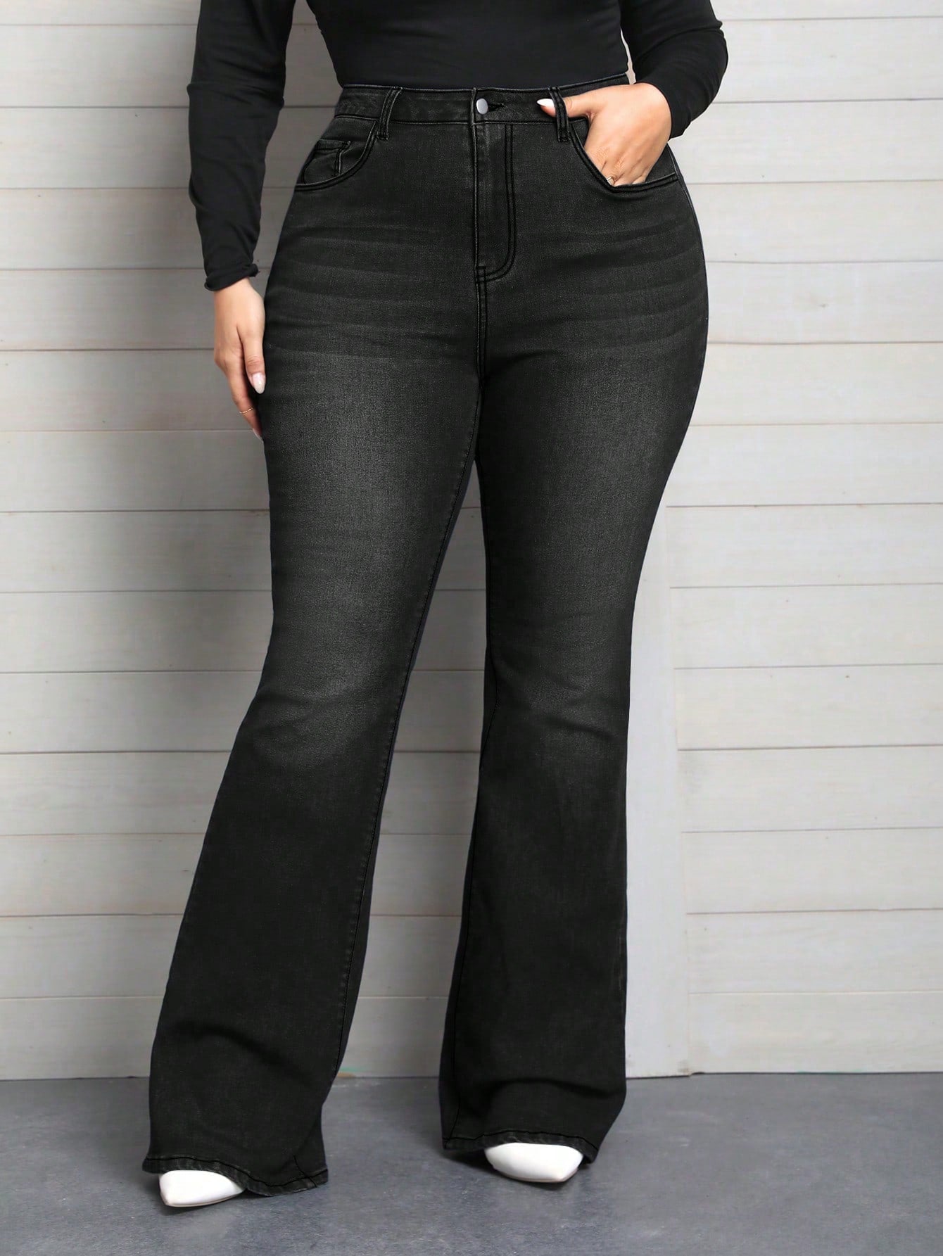 Plus Size Women's Elastic Bell Bottom Jeans