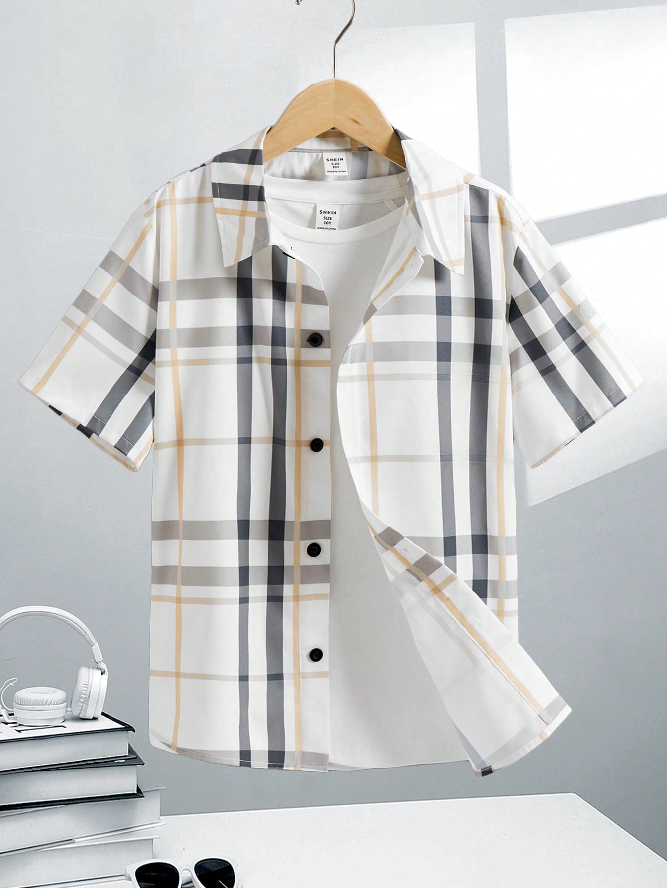 Tween Boy Casual Casual Short Sleeve Plaid Woven Shirt With Turn-Down Collar