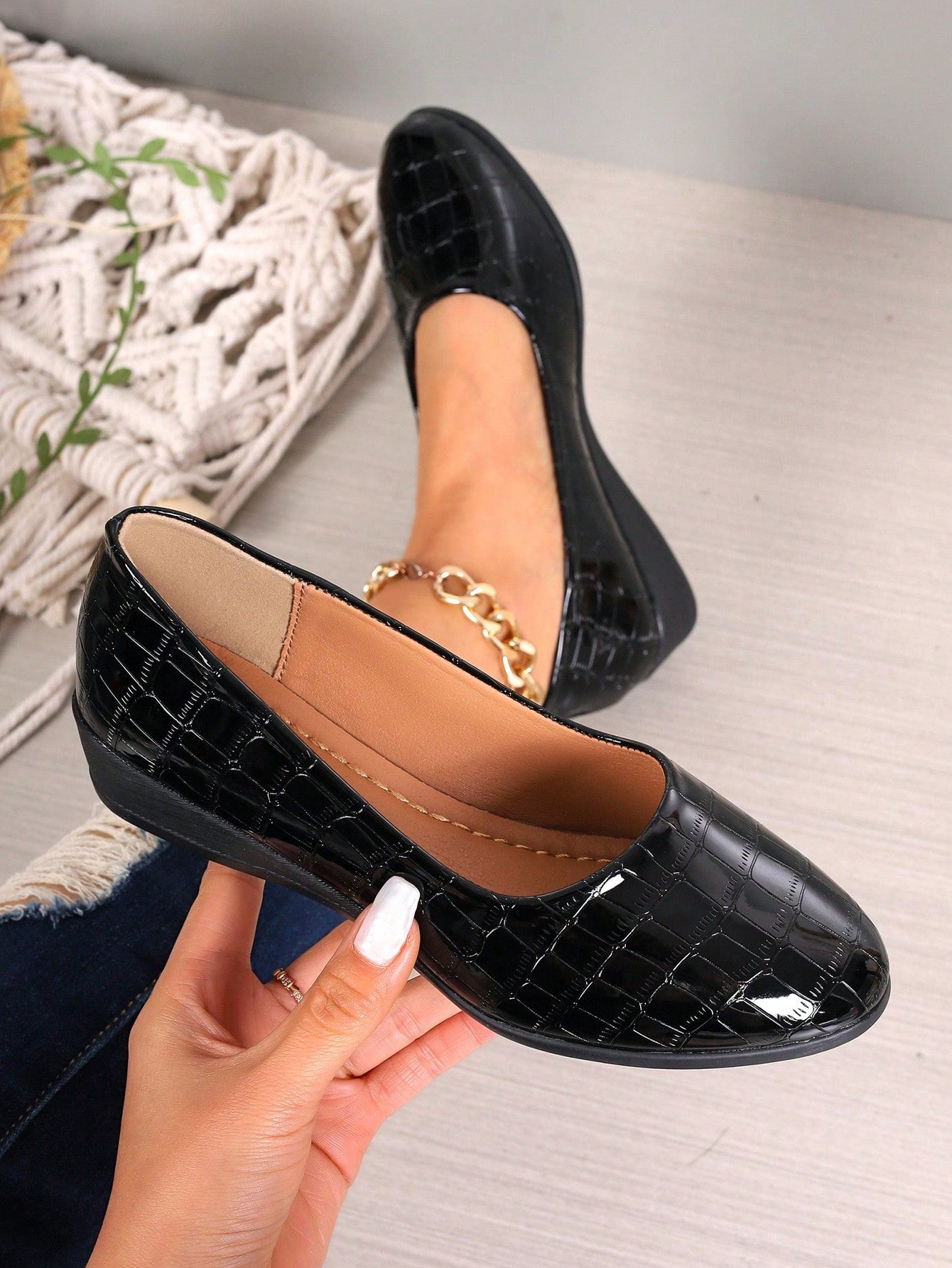 Women Slip-On Flats, Elegant Black Faux Suede Court Wedges