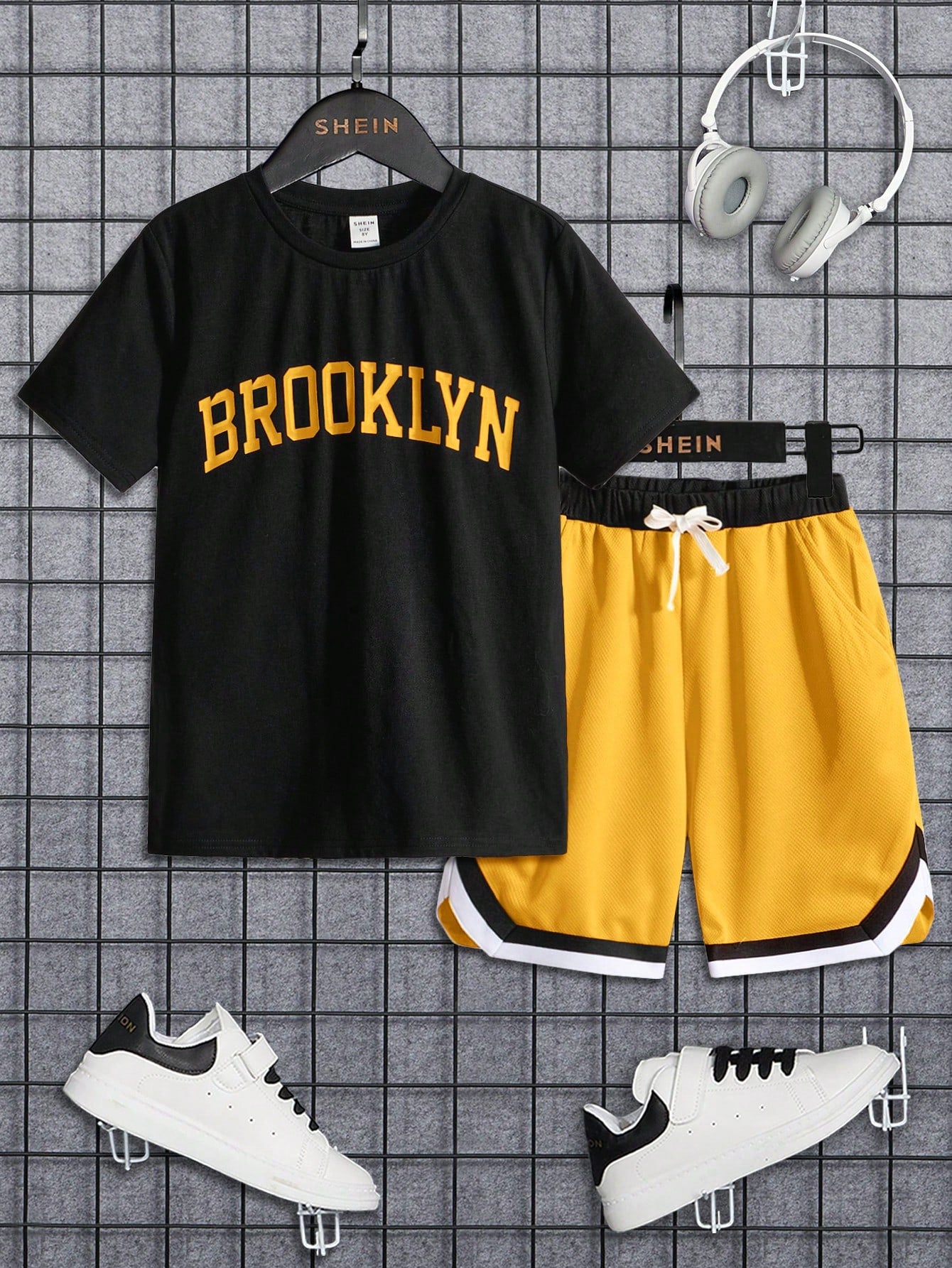 Teen Boys' Casual Loose Fit Short Sleeve T-Shirt With Letter Print And Color-Block Mesh Shorts Knitted Sportswear Set