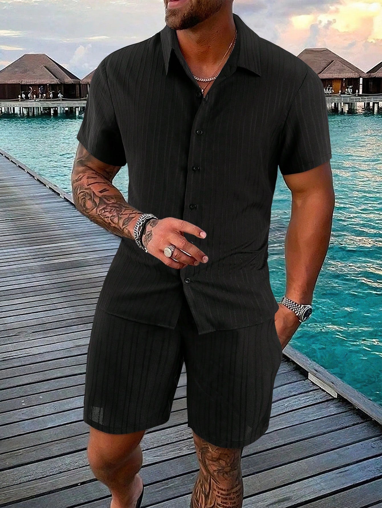 Men Solid Button Up Shirt & Shorts