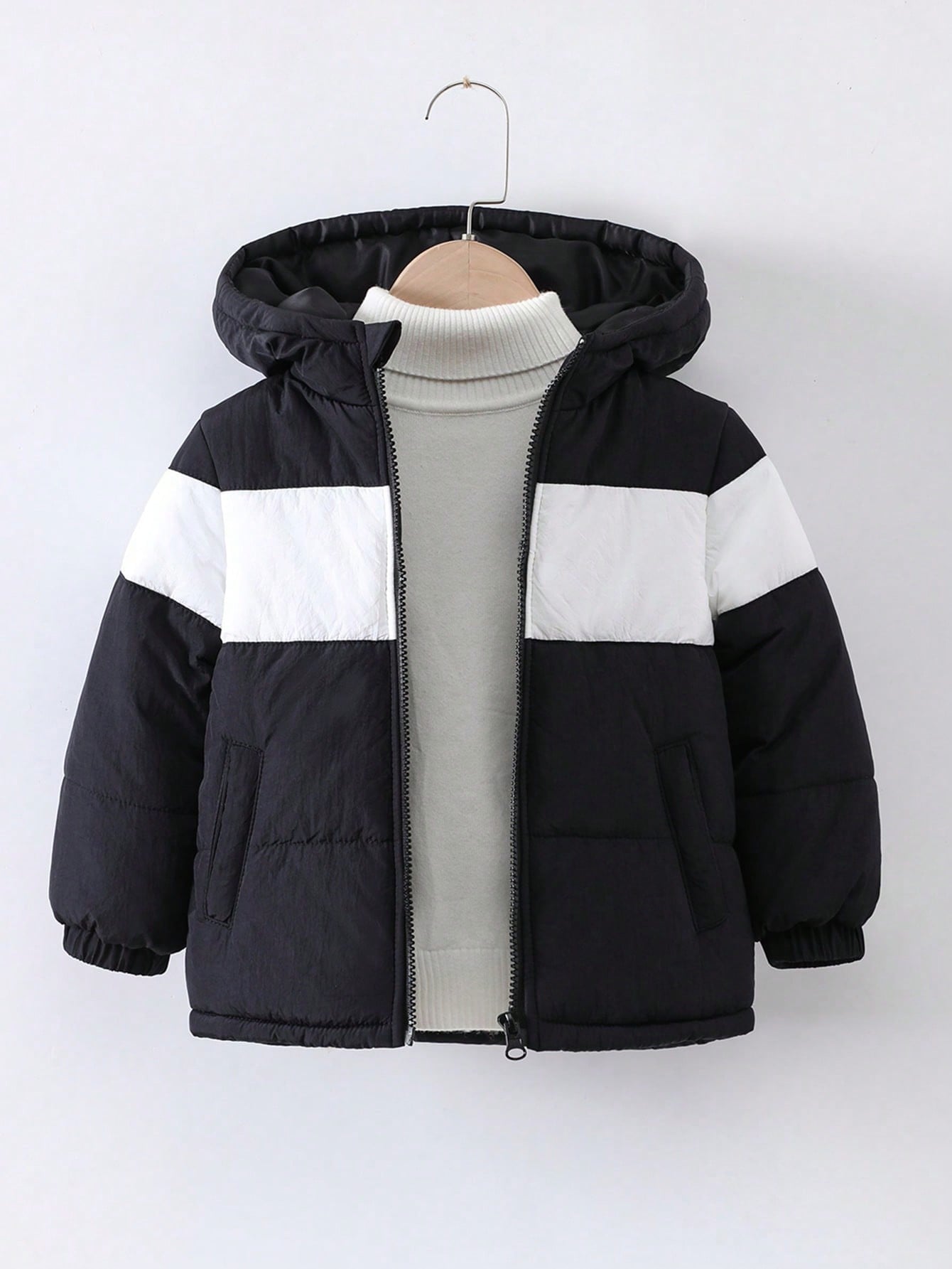 Toddler Boys' Black And White Splicing Hooded Puffer Coat For Autumn And Winter