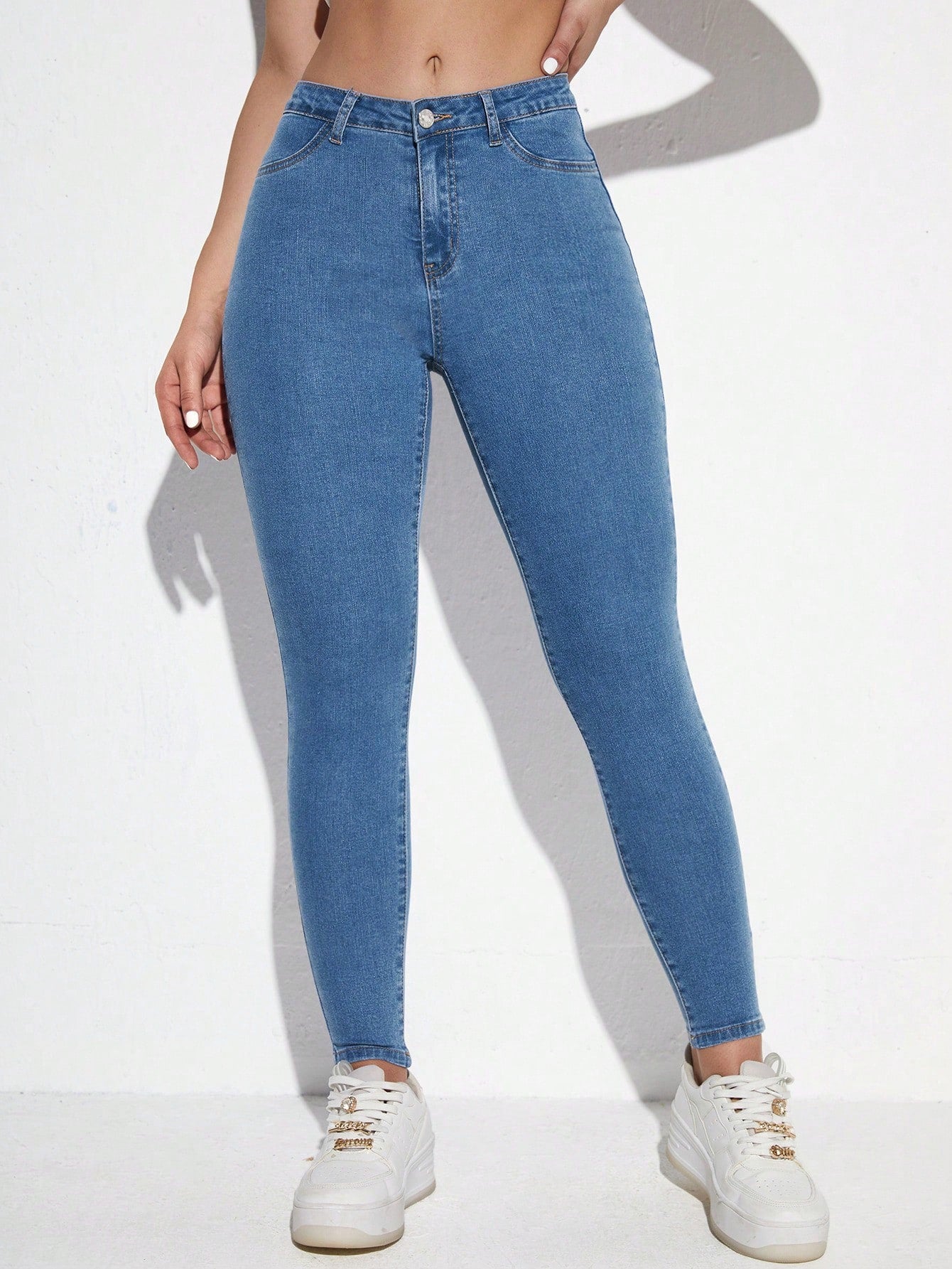 Slant Pocket Skinny Jeans