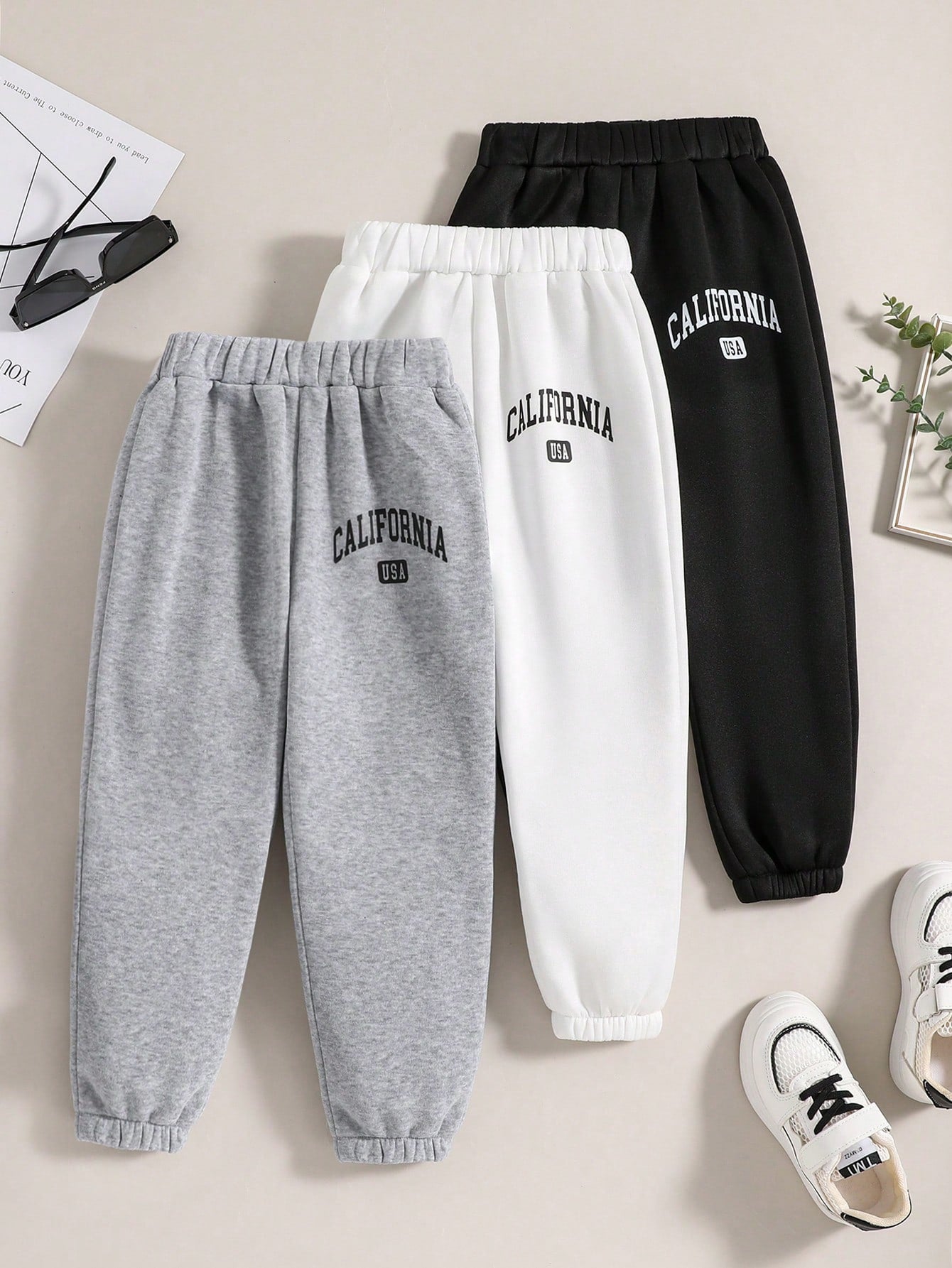 Young Boy 3pcs/Set Letter Printed Sports Pants