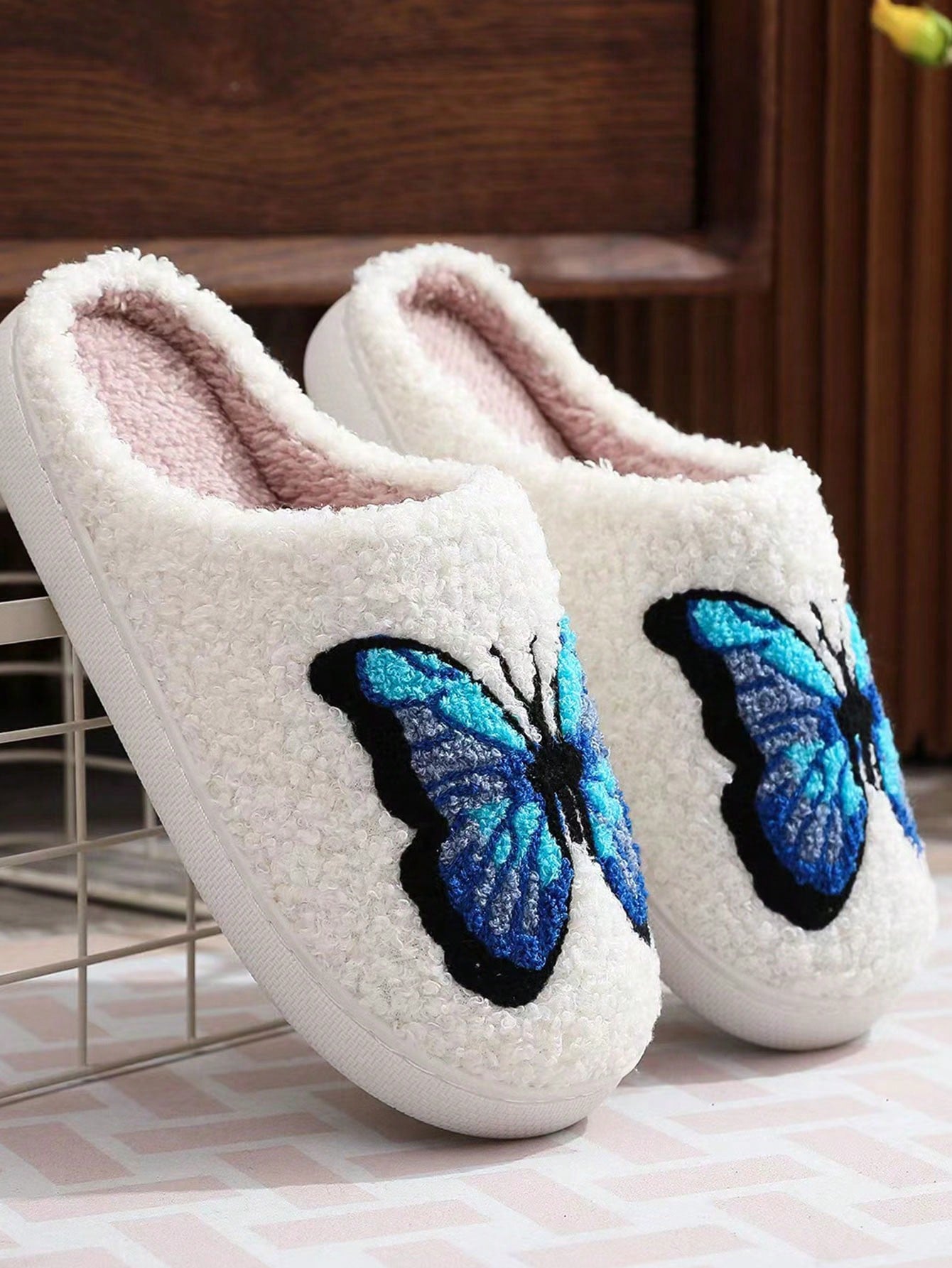 Fashionable Butterfly, Heart, Strawberry, Fruit, Puppy Animal, Pineapple Pattern Soft Plush Non-Slip Indoor House Slippers