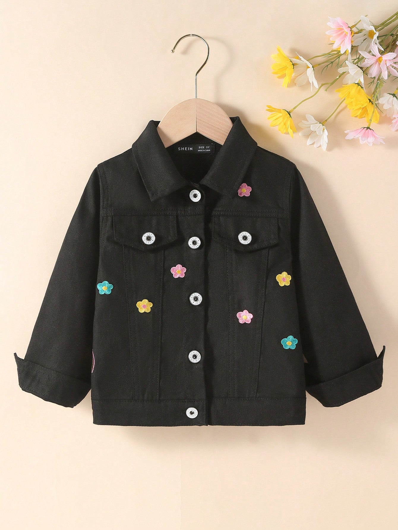 Young Girls' Floral Embroidered Single-Breasted Denim Jacket