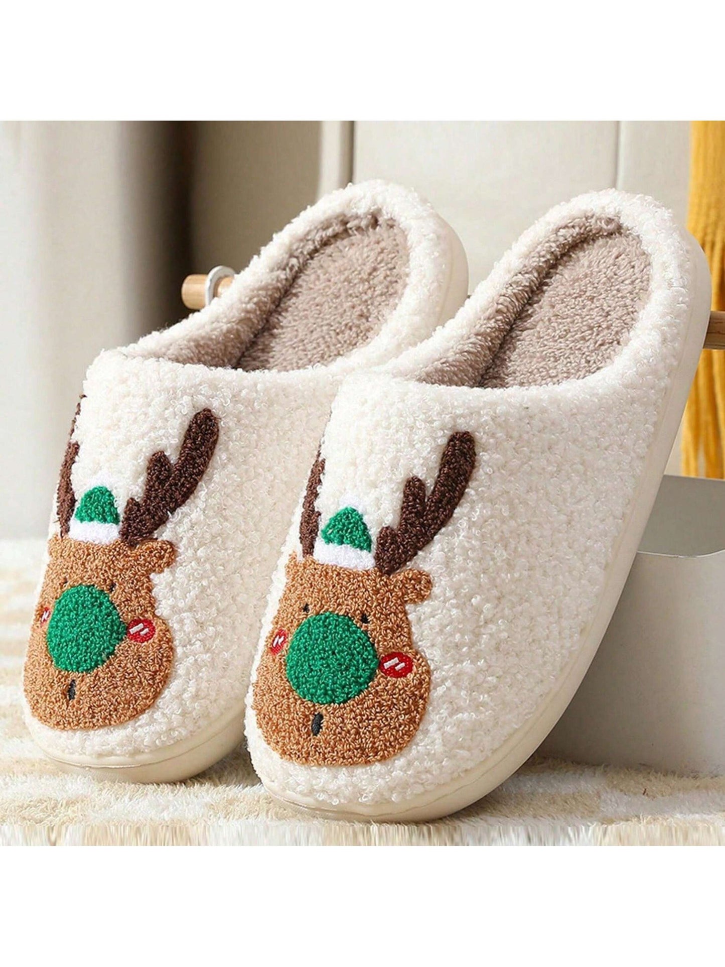 Women's Cute Cartoon Deer Indoor Slippers Lovely Reindeer Christmas Shoes Soft Plush Winter Warm Thermal Home Mules Non Slip Bedroom Office Slip-On House Slippers