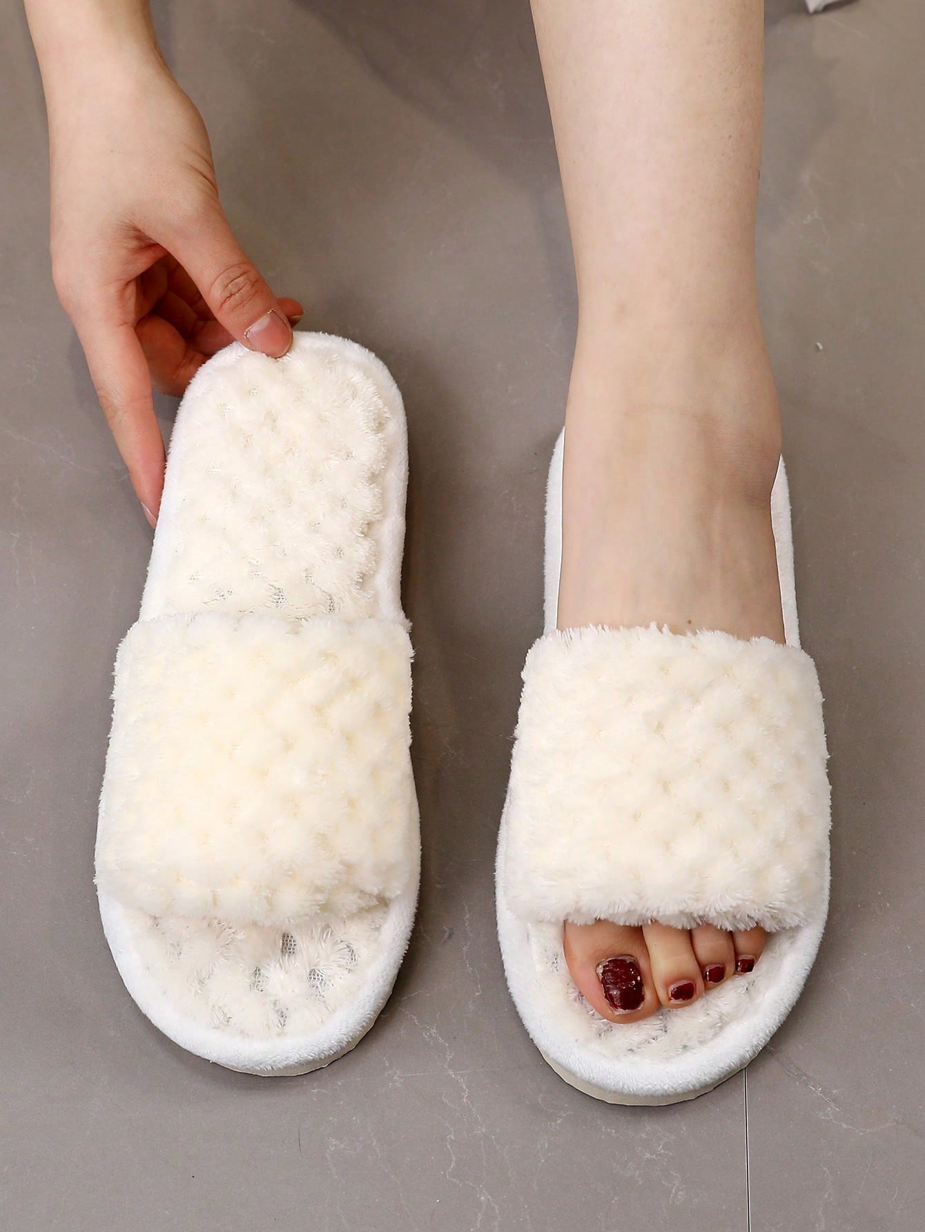 Women Minimalist Fuzzy Home Slippers, Fashion Indoor Bedroom Slippers