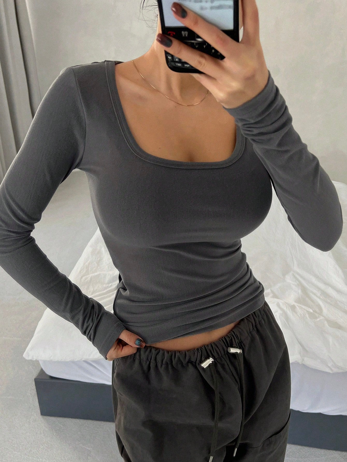 Scoop Neck Solid Slim Thermal Lined Tee