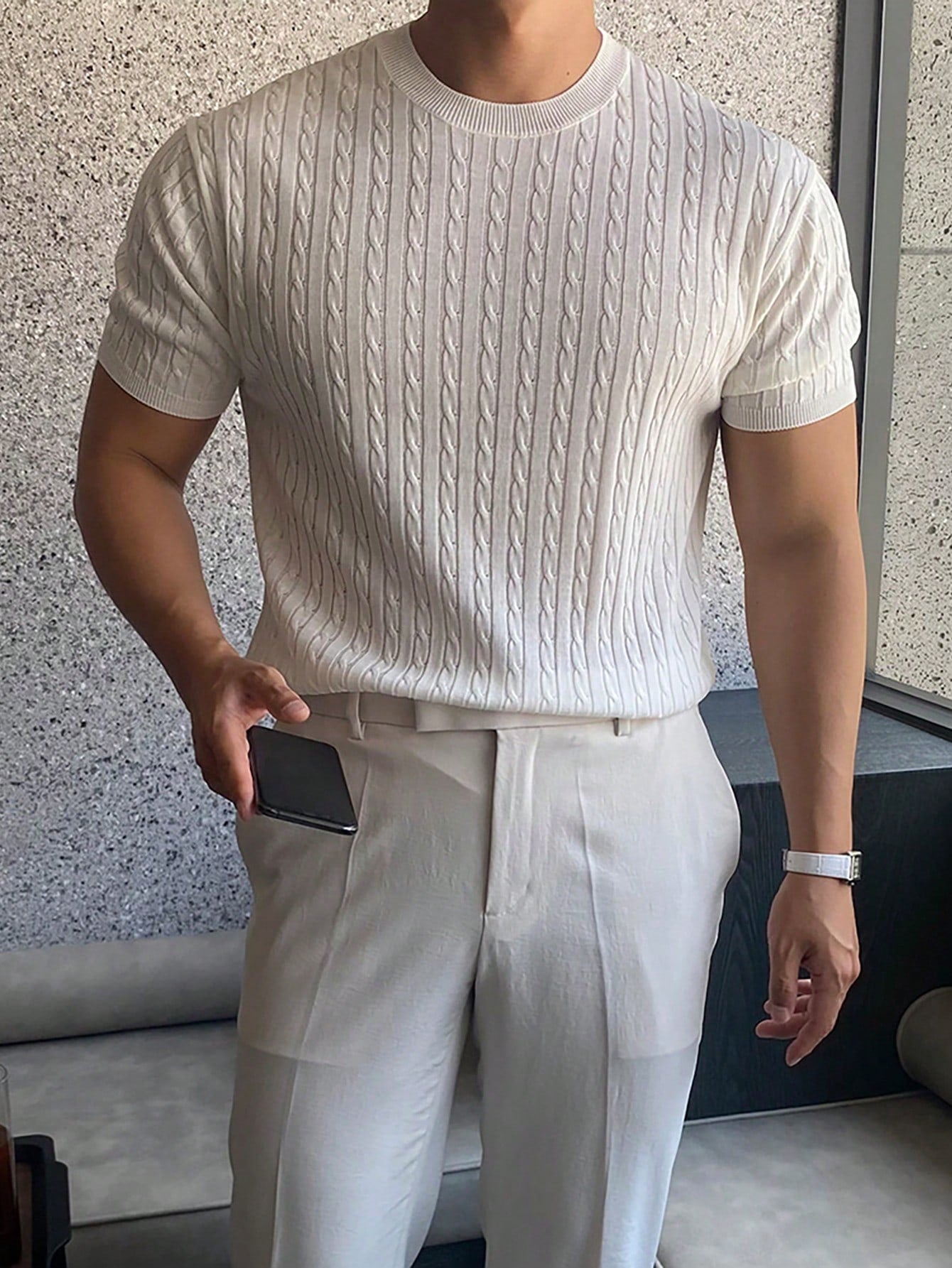 Men's Short Sleeve Knitted T-Shirt With Round Neckline And Cable Flower Pattern For Spring/Summer