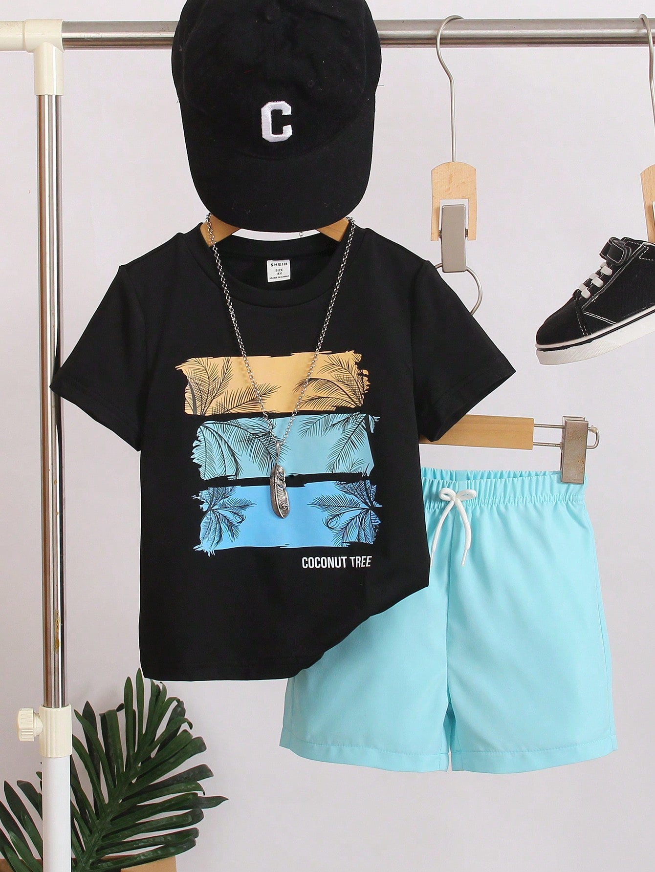 Young Boy Casual Tropical Letter Print Short Sleeve T-Shirt And Shorts Summer Set