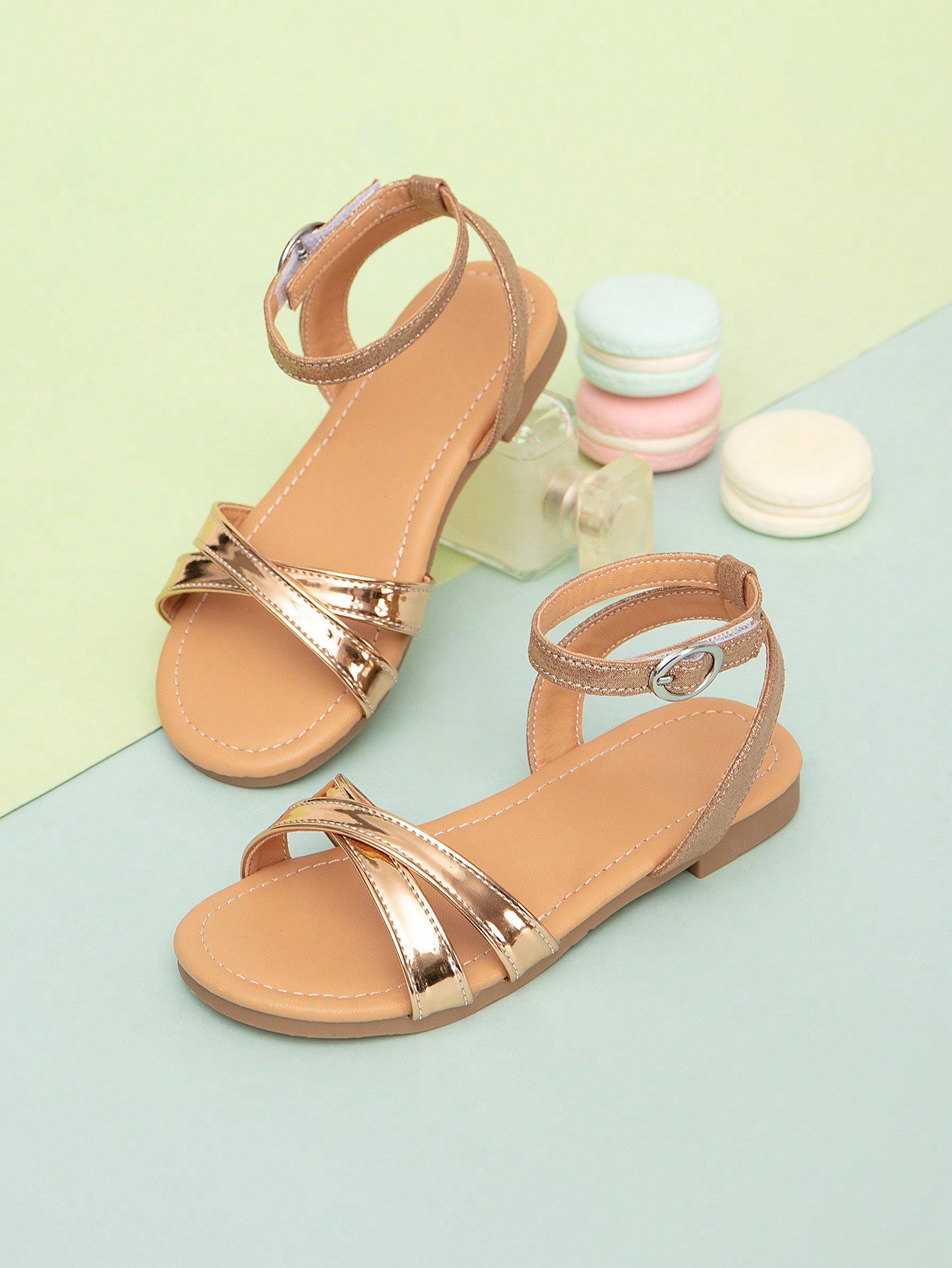 New Arrival Summer Girls' Casual Minimalistic Beach Strap Flat Sandals