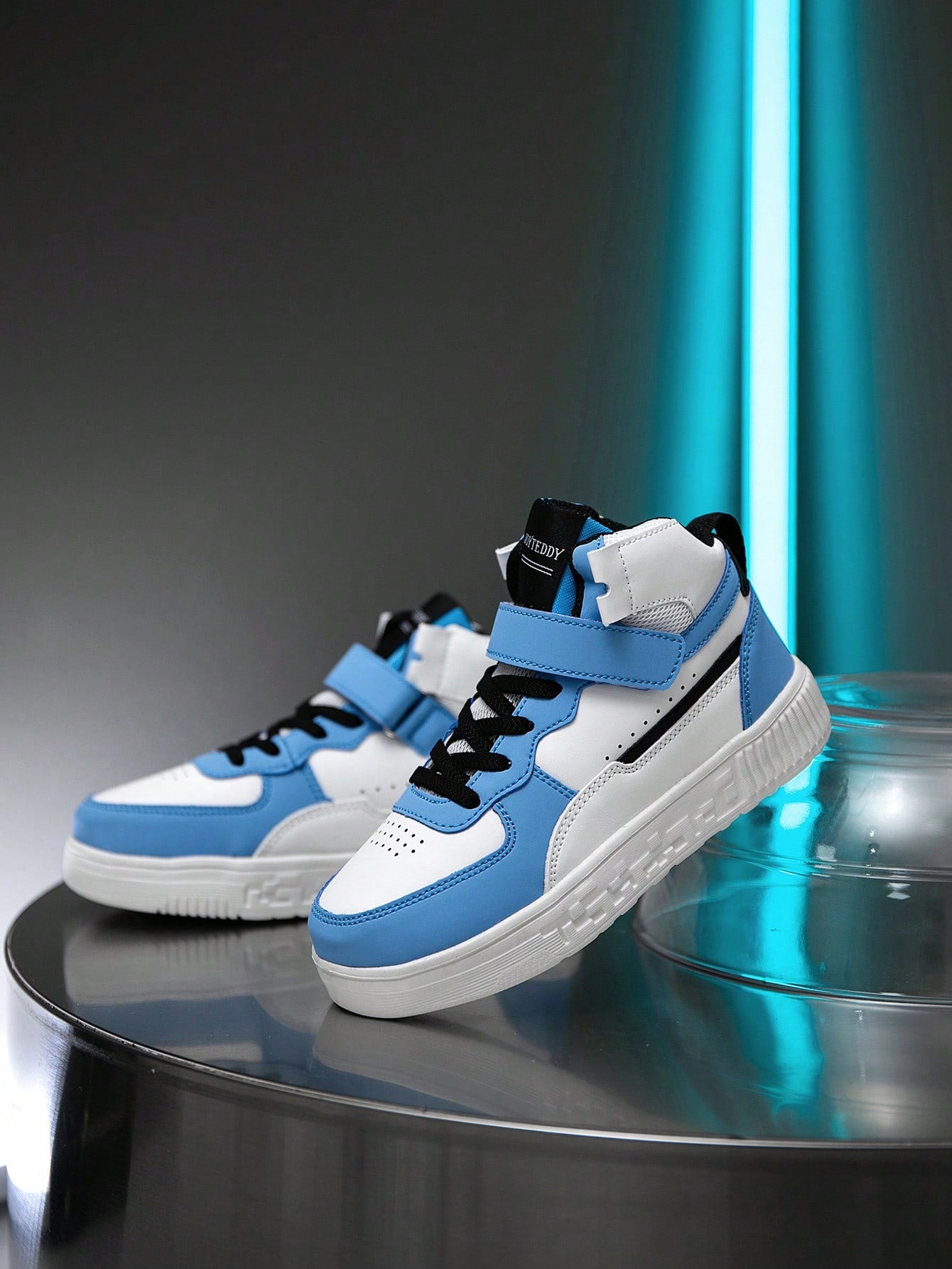 1pair Children's Shoes High Top Sports Shoes, Pu Leather, Indoor, Outdoor, Casual, Running Shoes,Easy To Wear And Light, Anti-Slip, Breathable, Comfortable, New Style, Fashion College-Style, Boys' And Girls' Popular Trendy Shoes