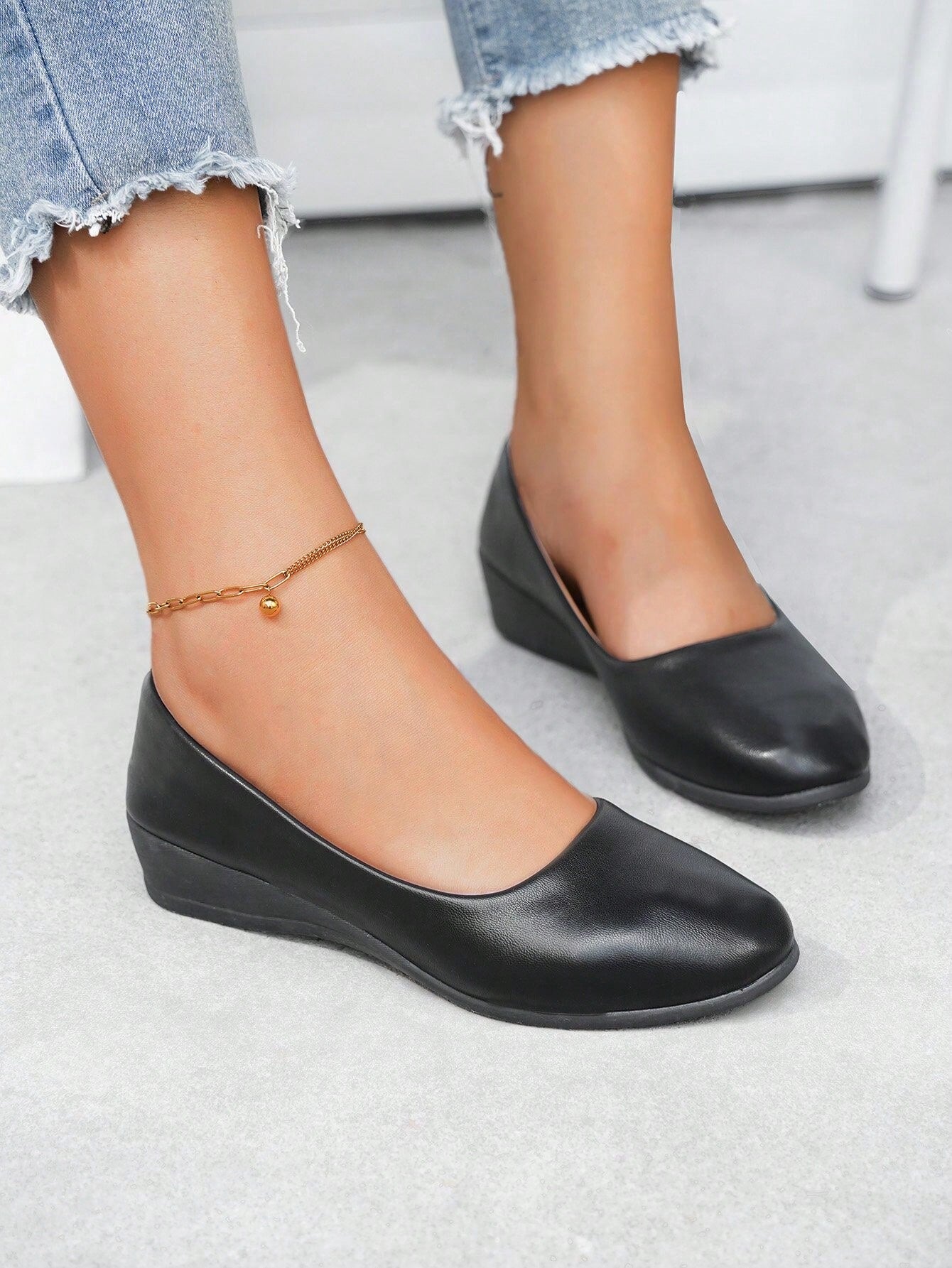 New Spring/Summer Women's Pumps, Wedge Heels Slip On Round Toe Dress Shoes For Working And Mom, Comfortable