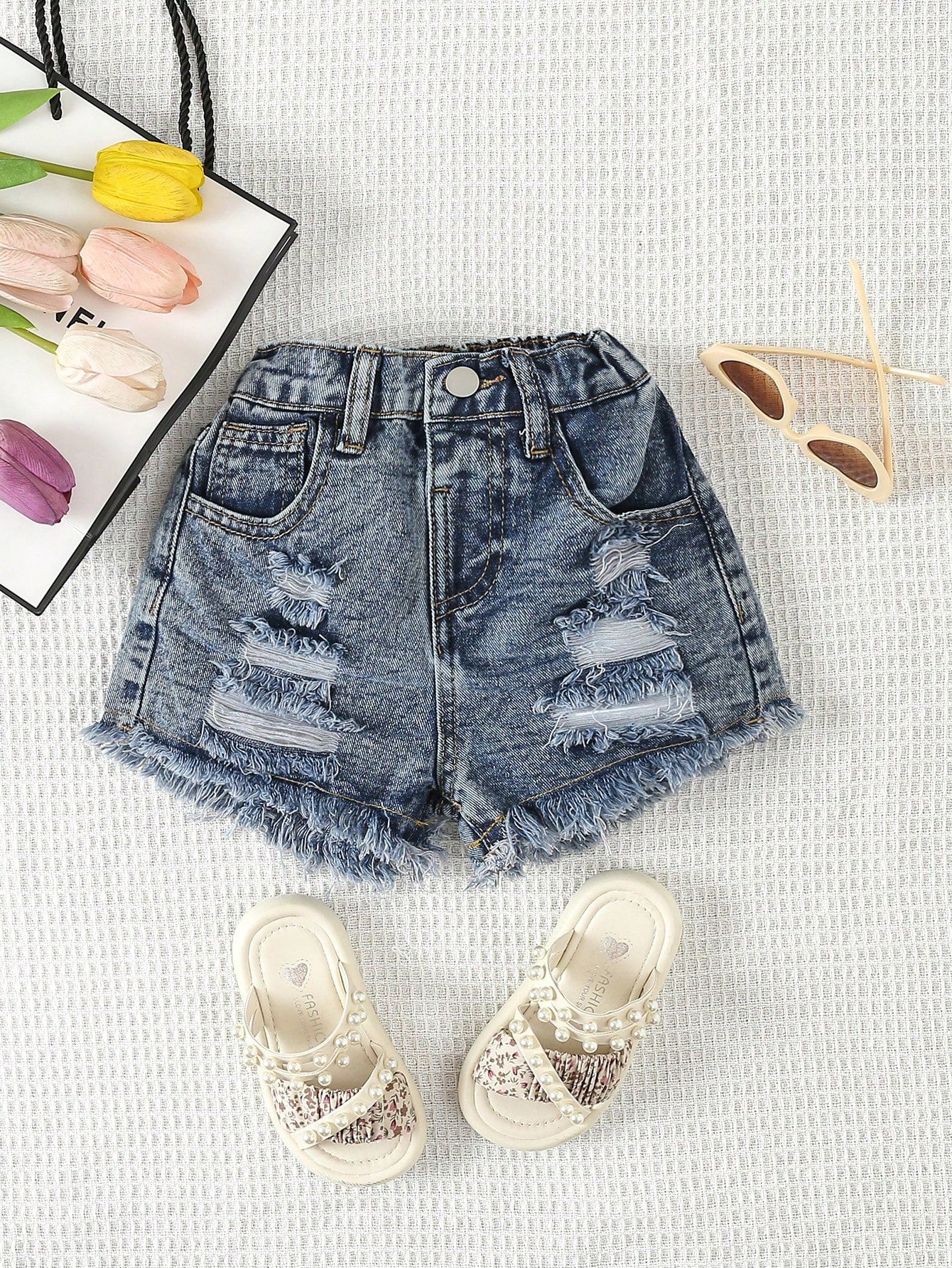 Young Girl Casual Denim Shorts With Pockets, Ripped Design And Frayed Hem