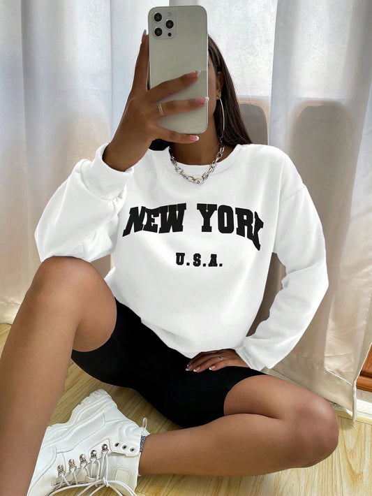 Women's Letter Printed Round Neck Sweatshirt