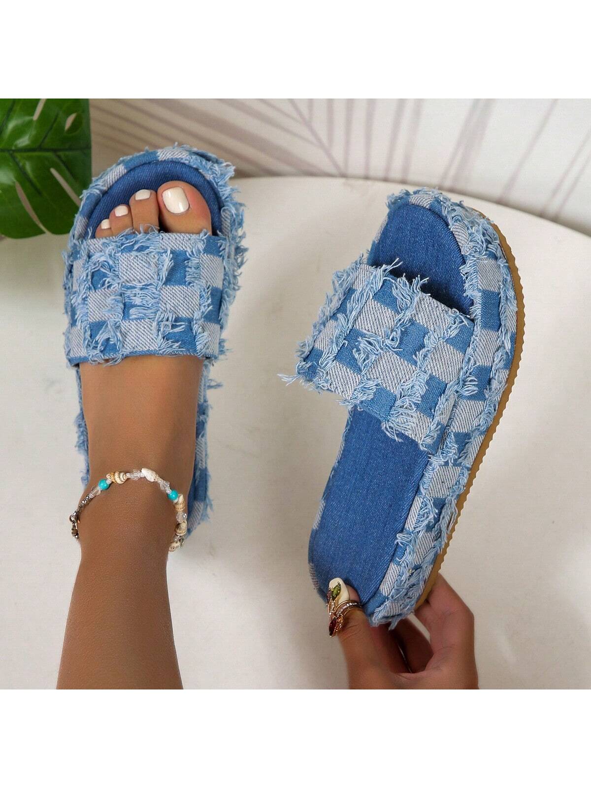 Shoes/Women's Shoes/Ladies' Slippers/Ladies' Fashionable Thick-Soled Slippers For Everyday Wear