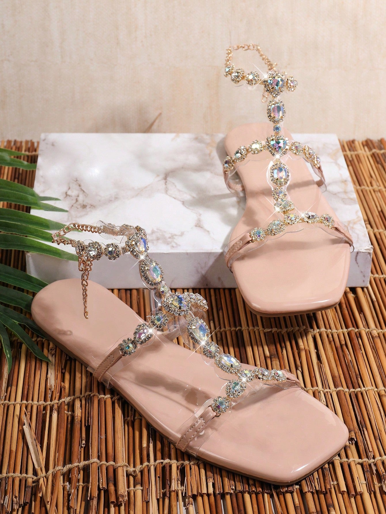 Women's Flat Sandals