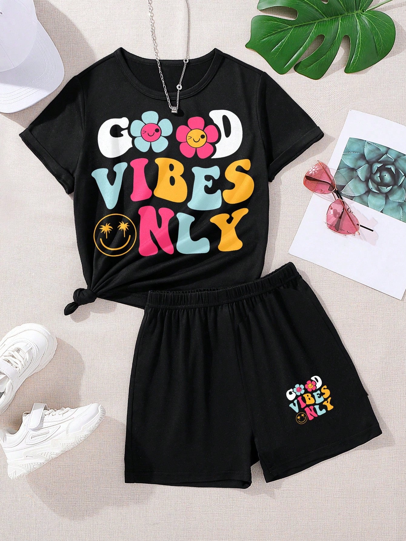 Tween Girls' Cartoon Print Short Sleeve Set