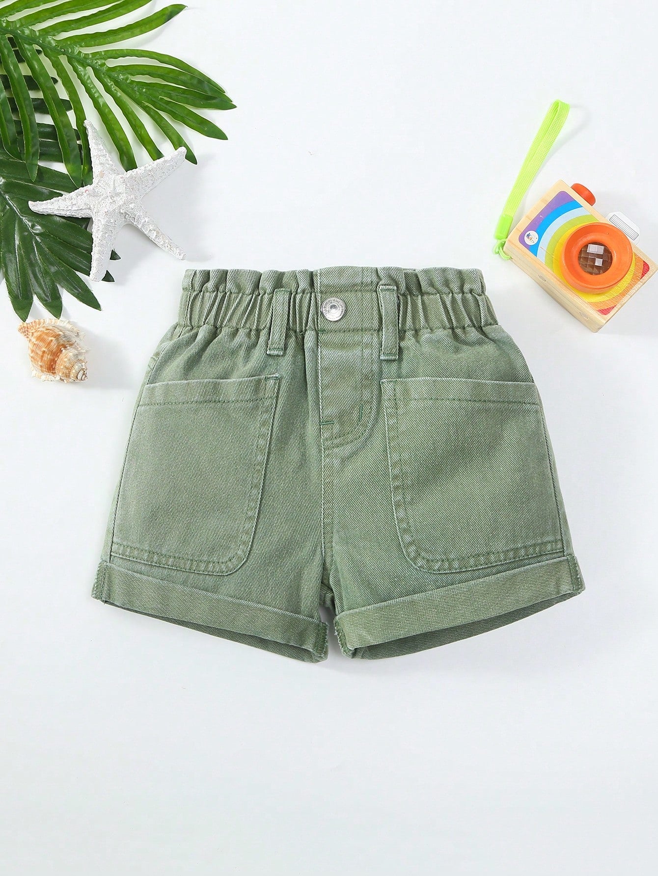 Young Girl's Basic Casual Green Elastic Waist Loose Fit Comfortable Cuffed Denim Shorts