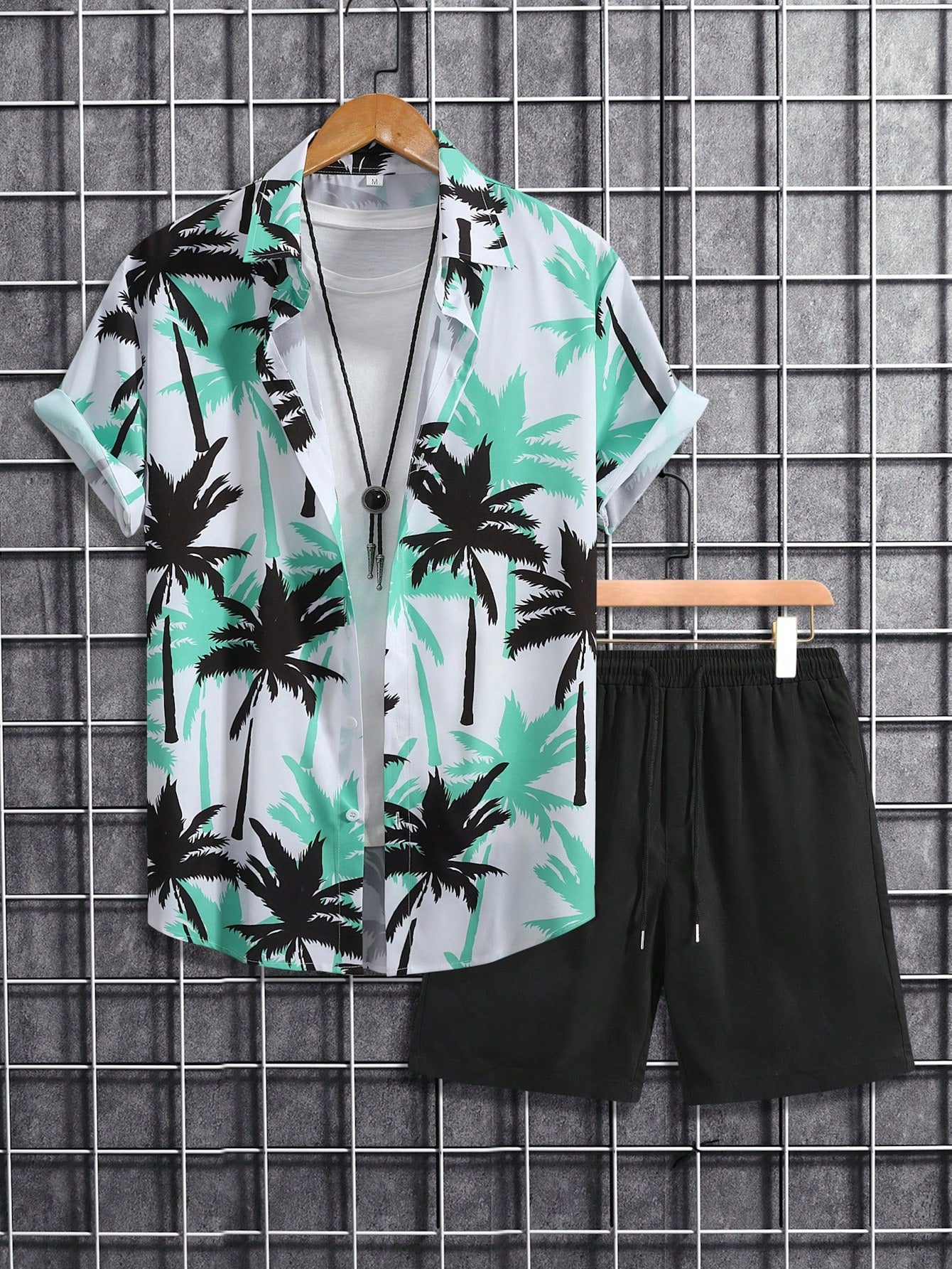 Men Coconut Tree Print Shirt & Shorts