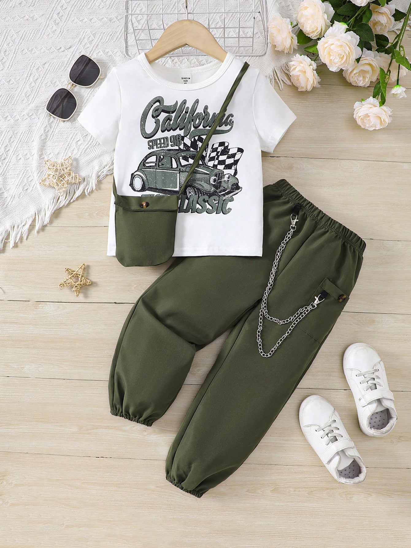 Young Girl Car & Letter Graphic Tee & Pants & Bag