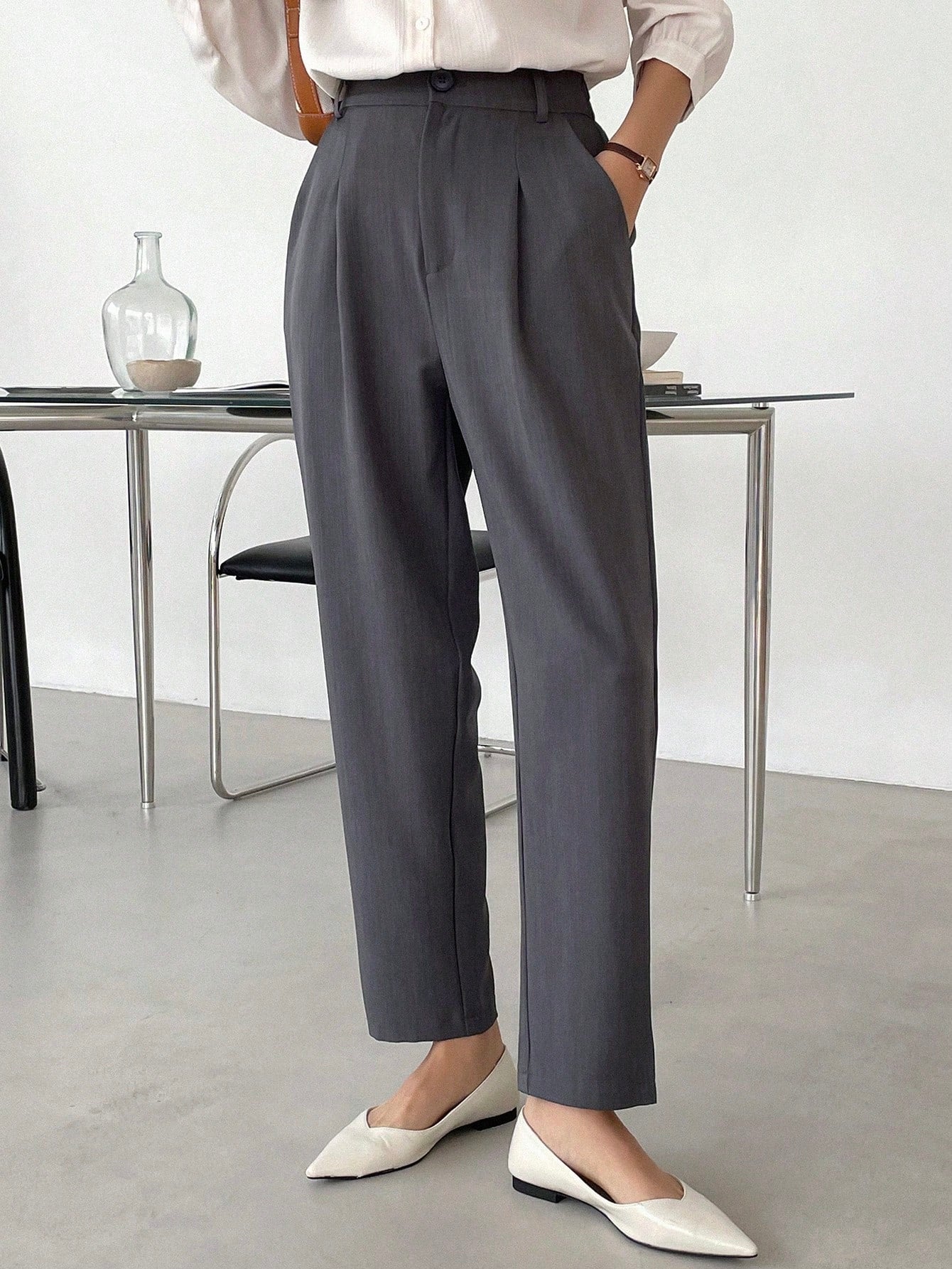 DAZY Solid Slant Pocket Suit Pants