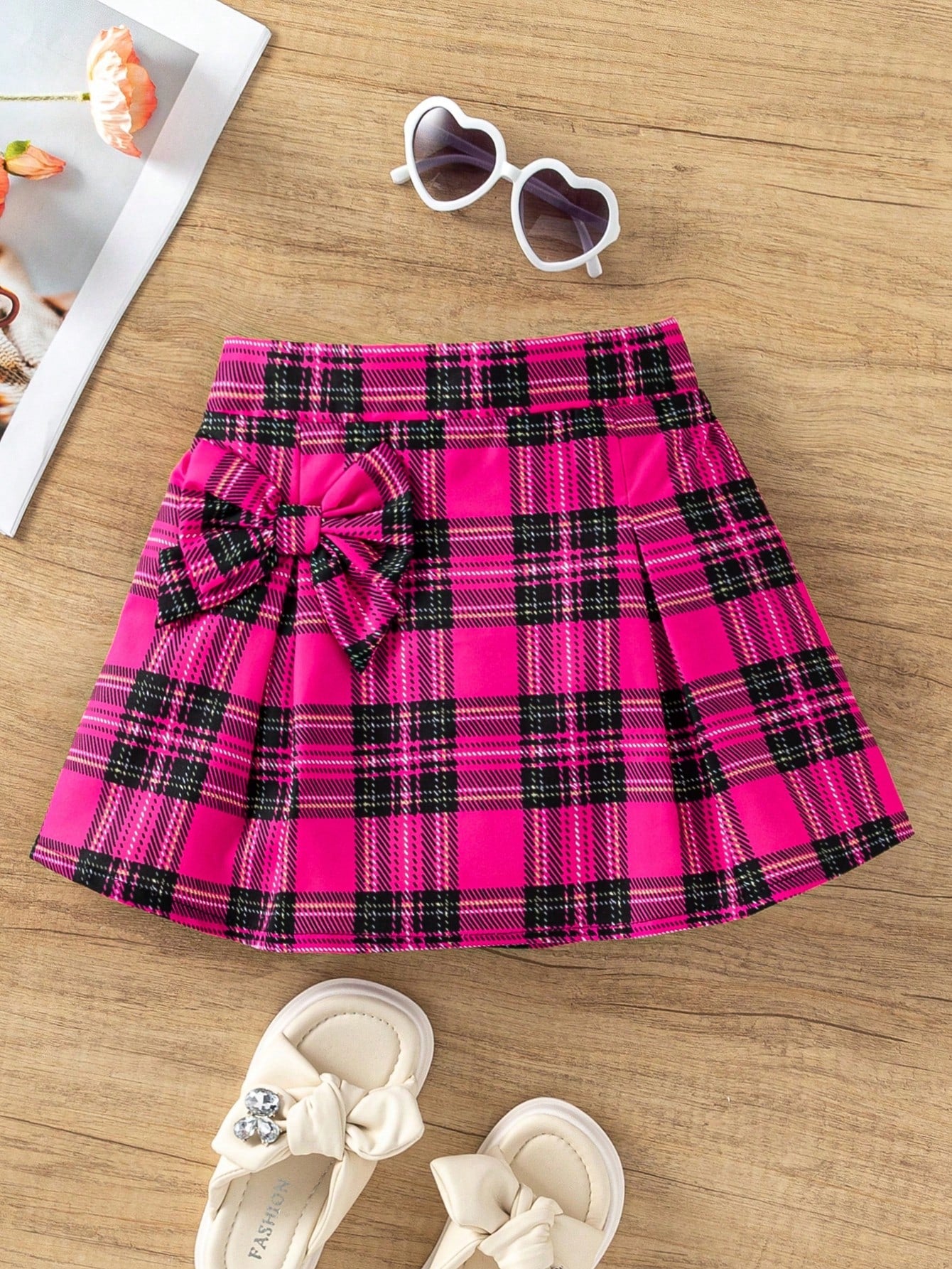 Young Girls' Plaid Skirt With Bow Decoration