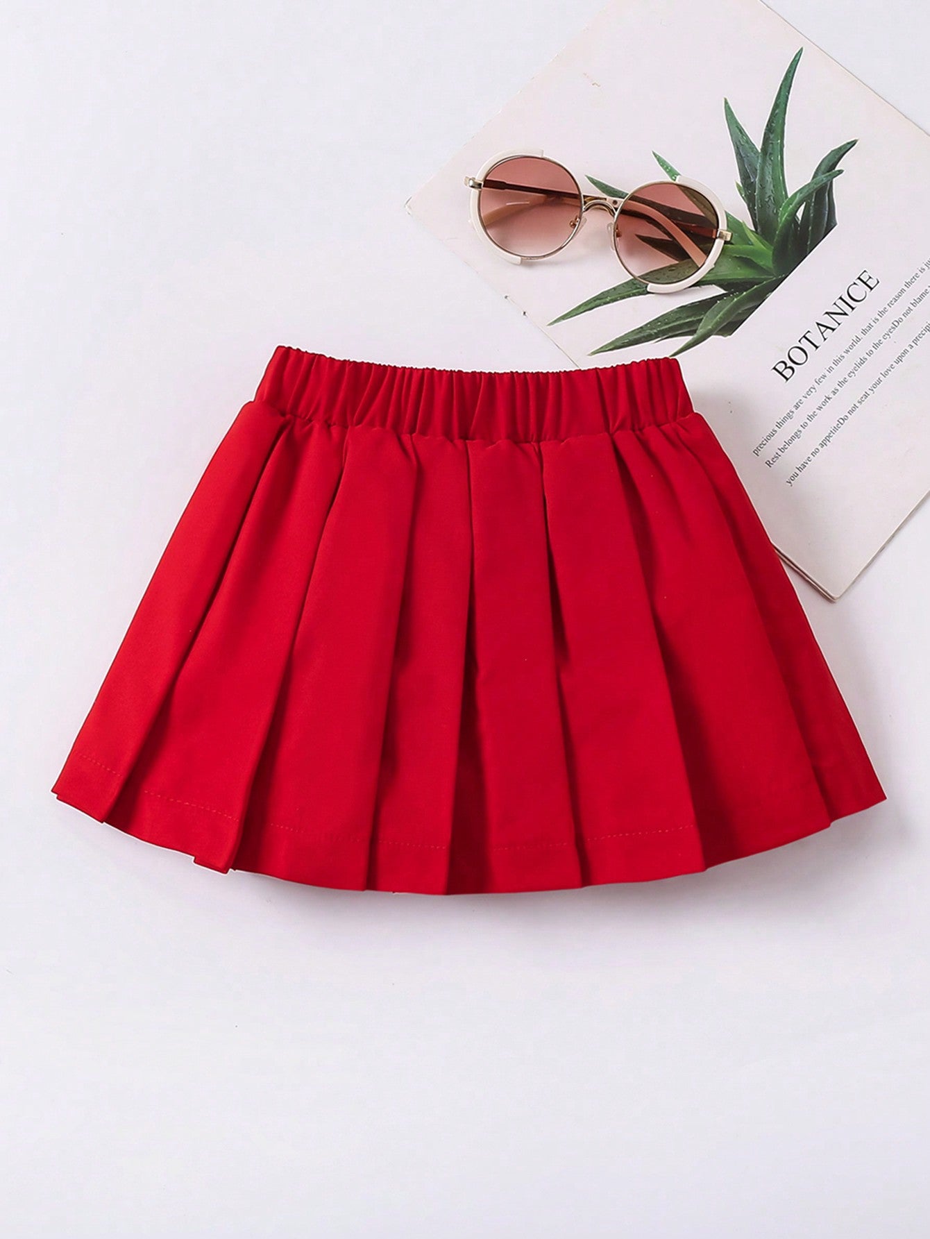 Young Girls' Solid Color Pleated Skirt