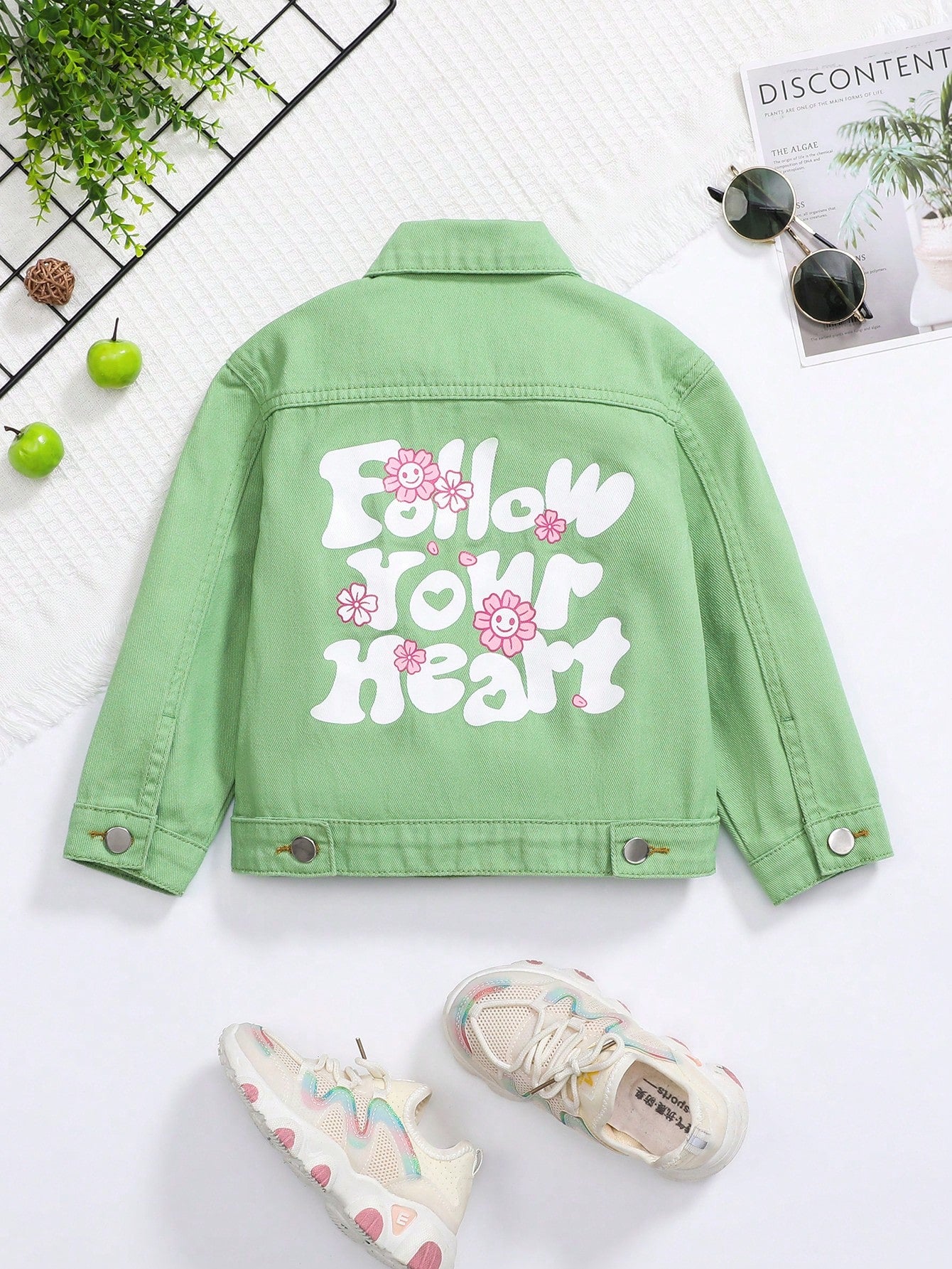 Young Girl Floral & Letter Printed Drop Shoulder Denim Jacket