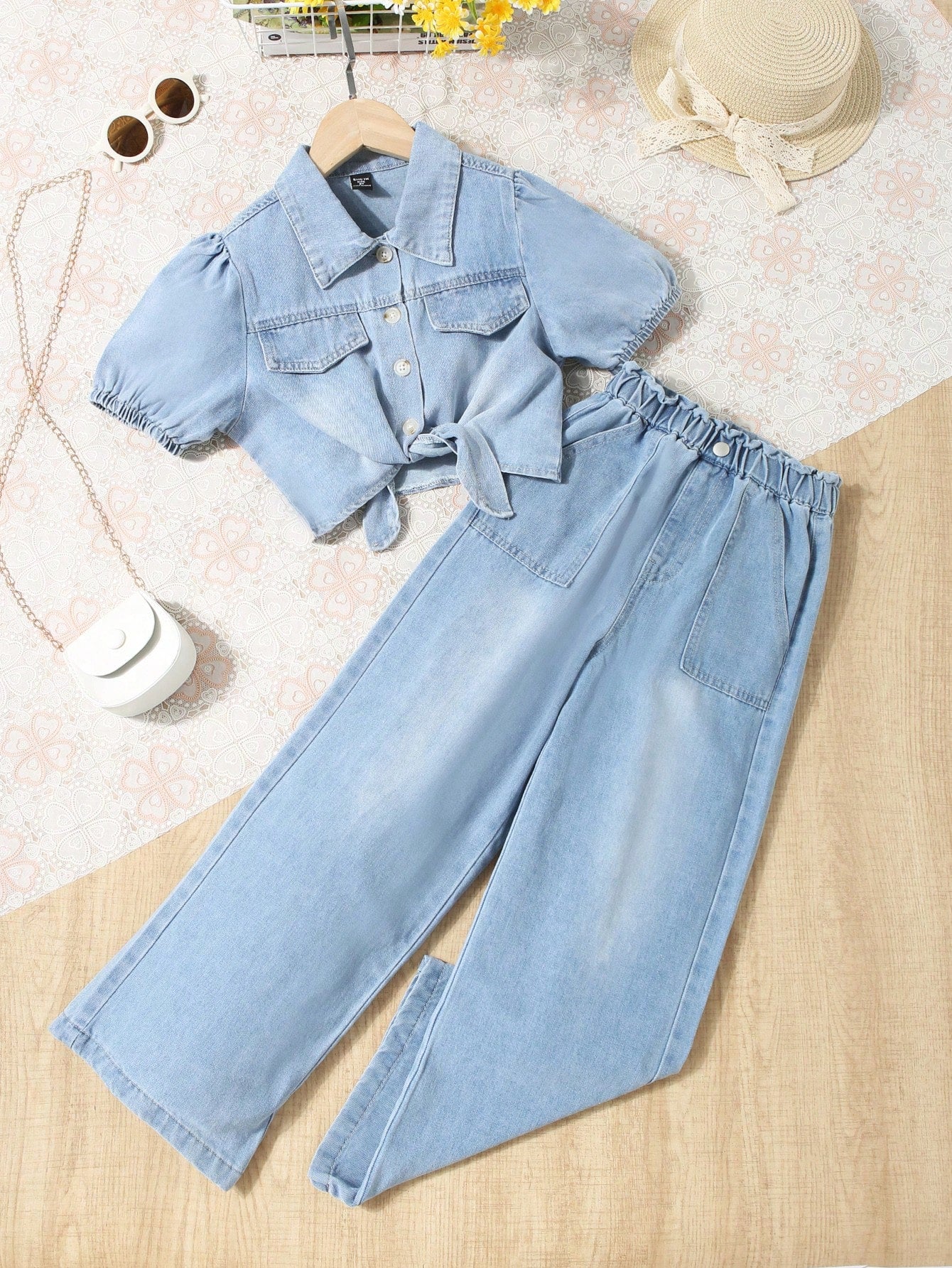 Tween Girls Basic Casual Vacation Style Cute Bubble Sleeve Tie Hem Short Denim Jacket & Elastic Waist Loose Straight Leg Jeans Set