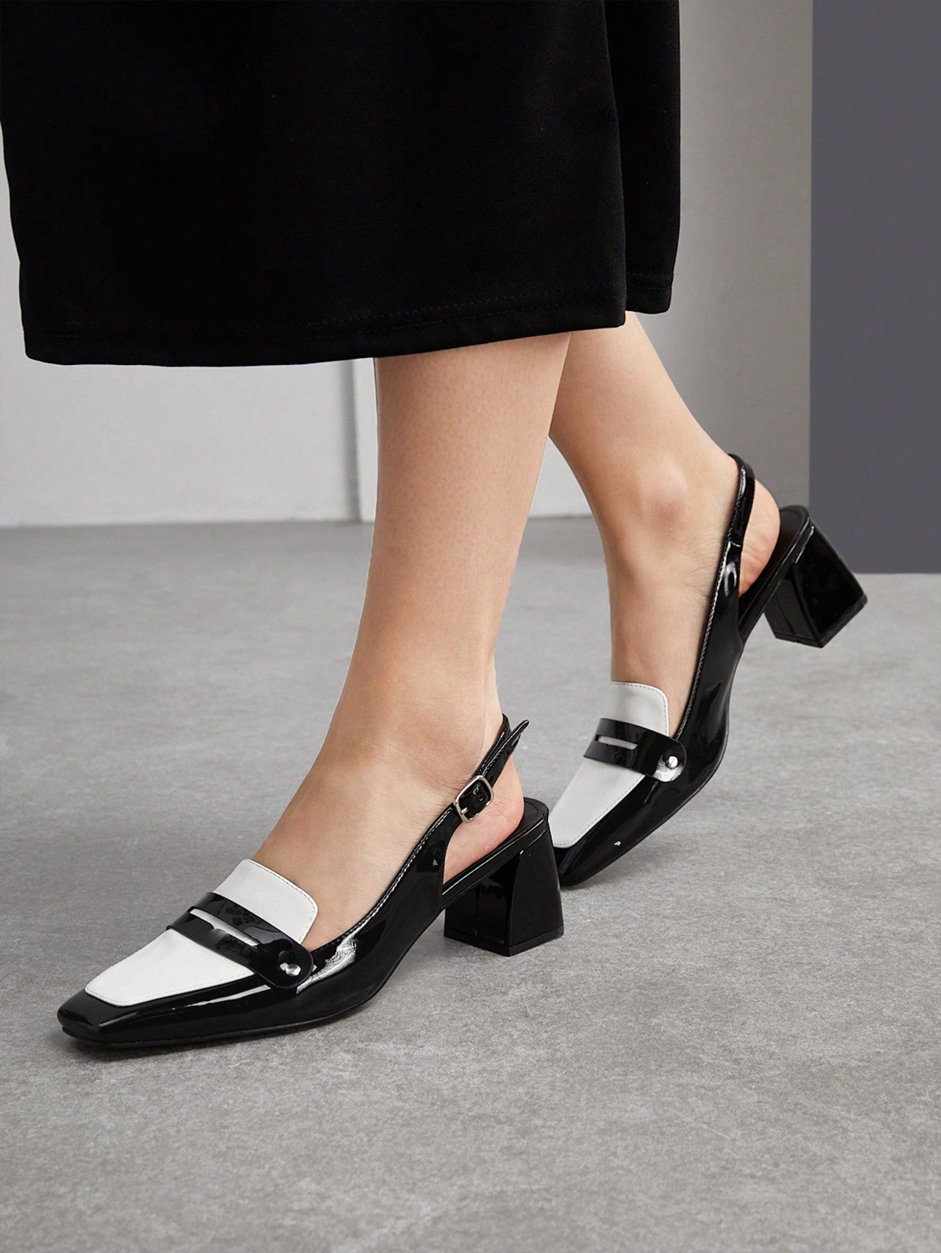 Women's Basic And Classic Square Toe Chunky Heel Mary Jane Shoes In Black And White Two-Tone Design For Summer Graduation Heels Prom Heels Vacation Shoes Summer Sale Elegant Business Casual Business Chic Halloween