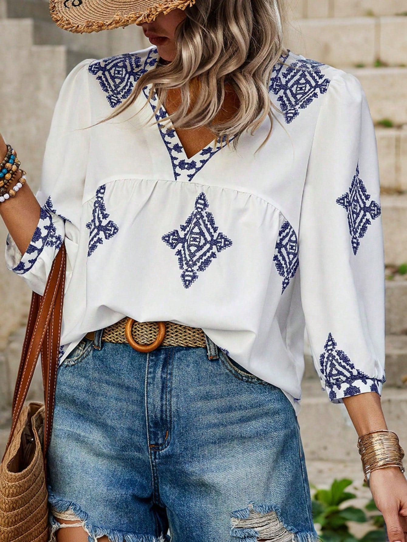 Loose Fit V-Neck Shirt With Printed Pattern