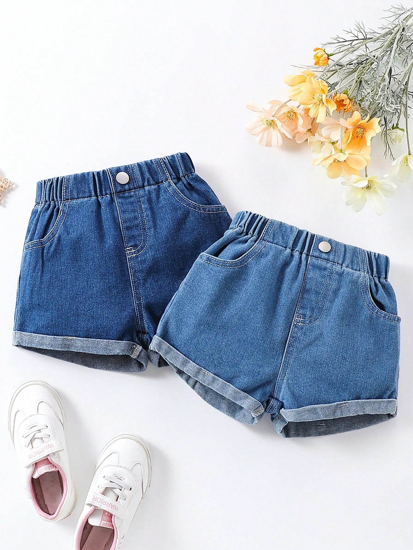 Young Girls' Basic Casual Elastic Waist Rolled Hem Multicolored Denim Shorts 2pcs/Set