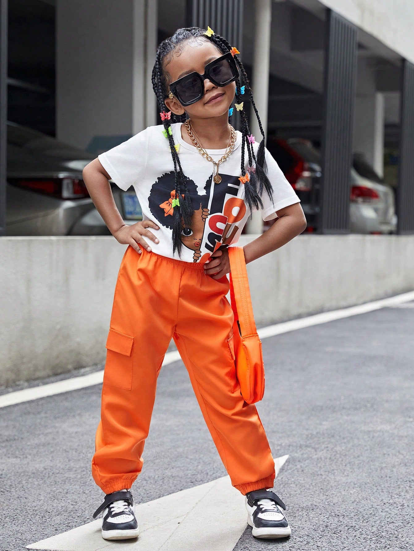 Young Girl Summer Short Sleeve T-Shirt And Cargo Pants Casual Two-Piece Set With Letter And Cartoon Print