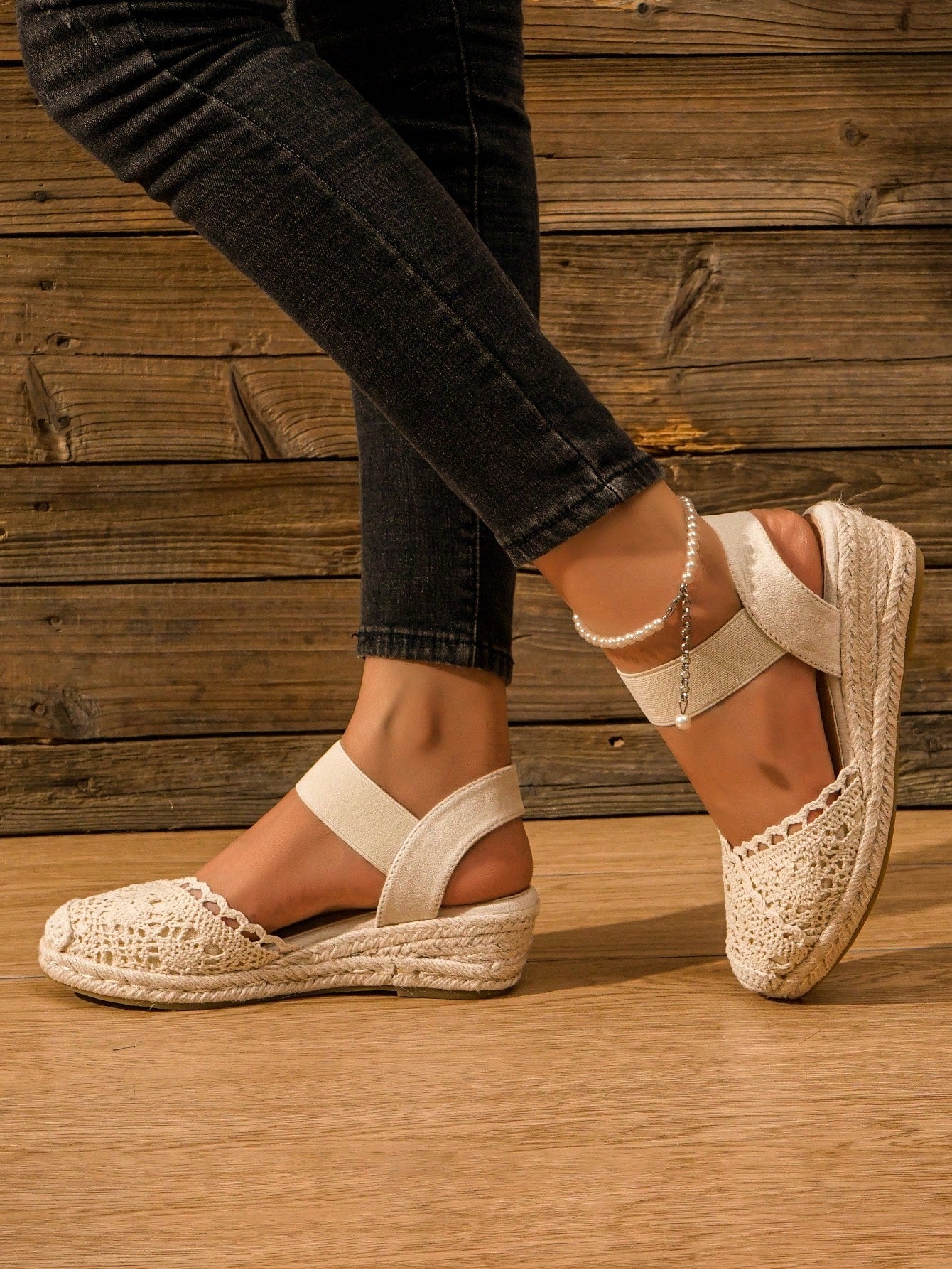 Breathable Floral Mesh Criss-Cross Single Band Wedge Heels Women's Shoes With Natural Jute Rope