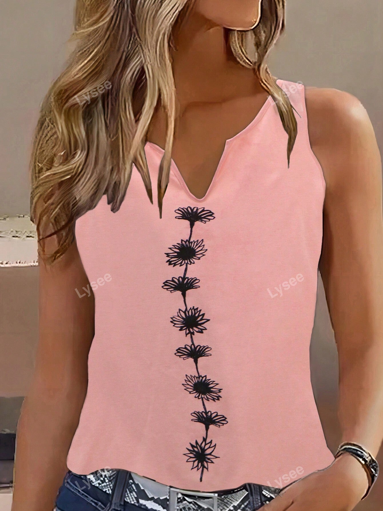 Casual Regular-Fit Notch Neck Floral Print Sleeveless Top