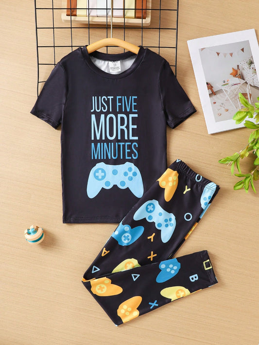 Tween Boy Snug Fit Fashionable Printed Game Console Pattern Pants With Round Neck Short Sleeve T-Shirt With Printed Game Console And Letter, 2pcs/Set Homewear