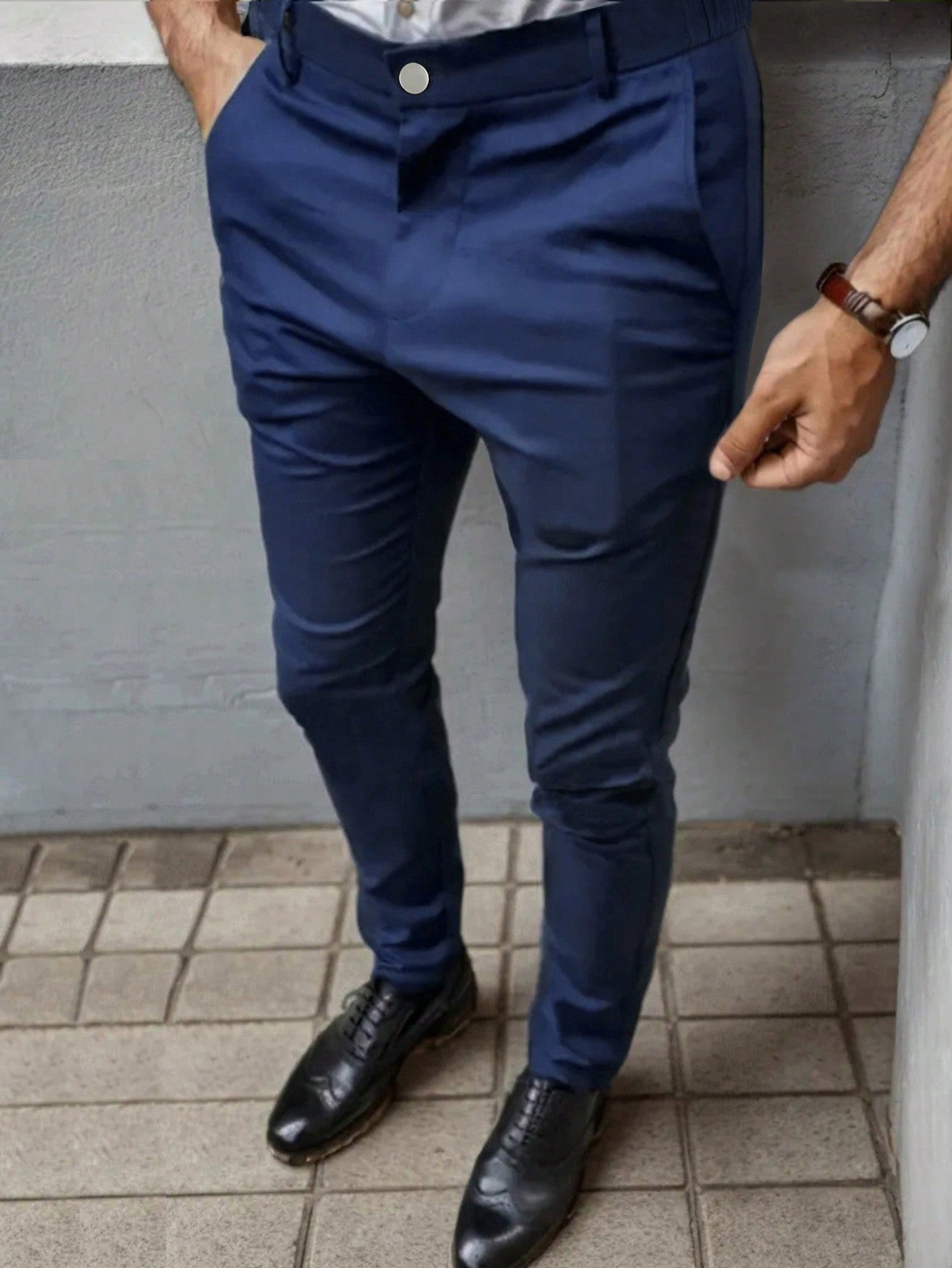 Men's Solid Color Tapered Suit Pants With Slant Pockets