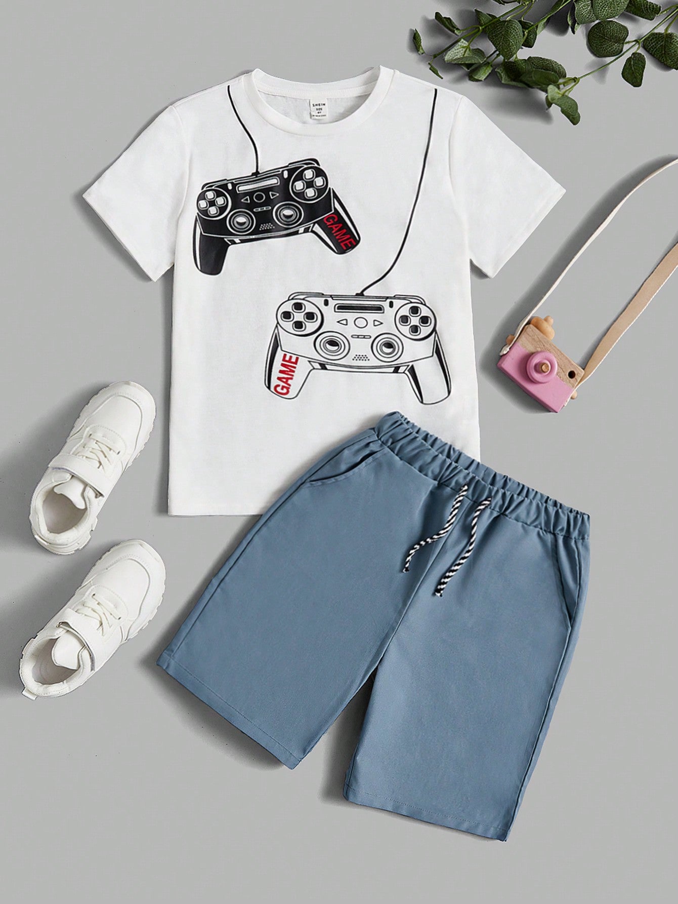 Tween Boys' Casual Comfortable Video Game Controller Pattern T-Shirt And Shorts Set