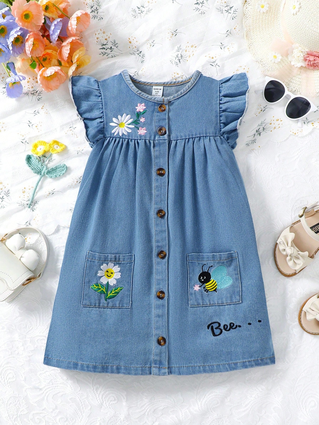 Young Girl Casual Floral Bee Embroidery Cap Sleeve Dress