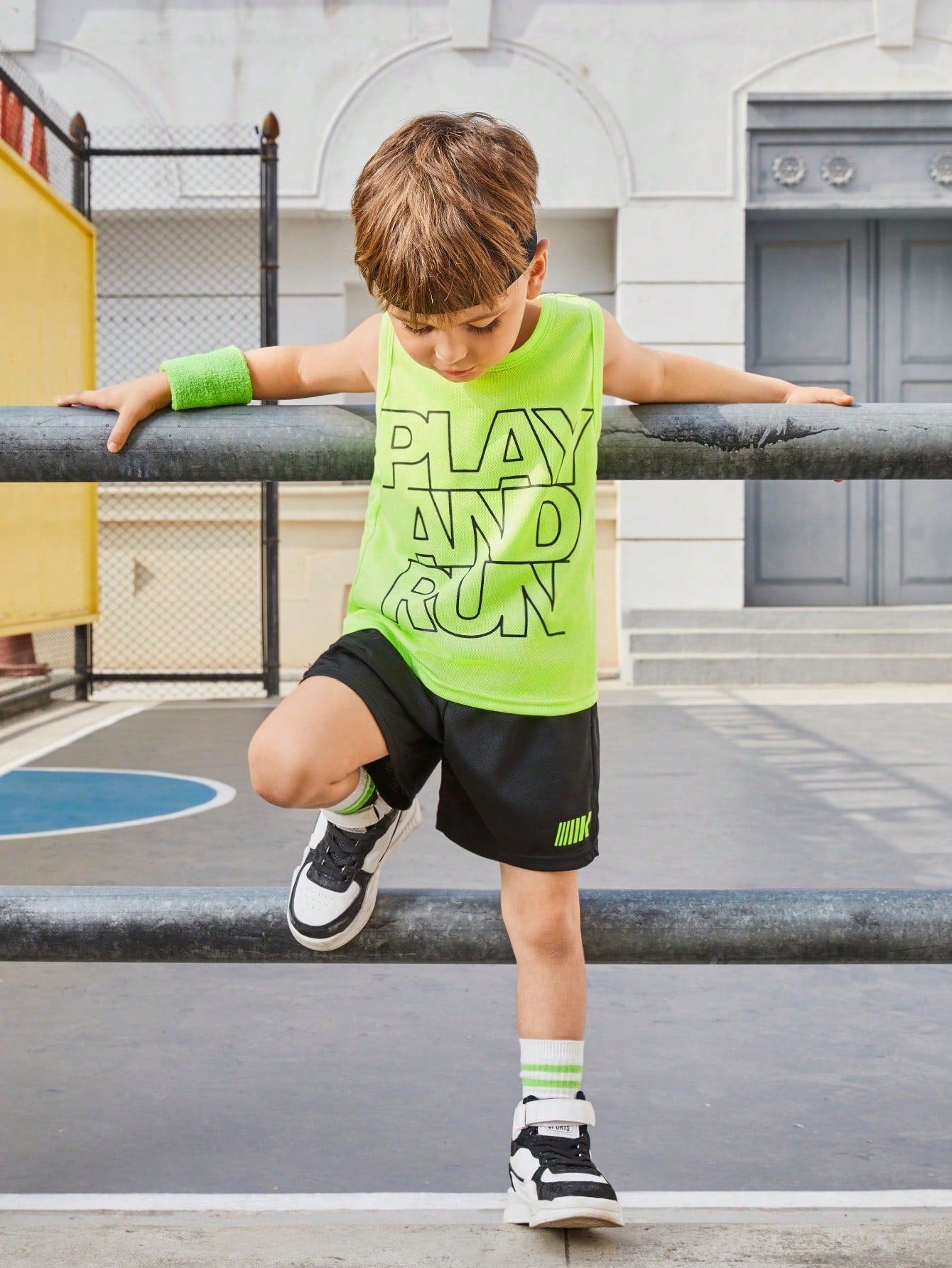 Young Boy Casual Summer 2pcs/Set Printed Vest And Shorts Sports Suit