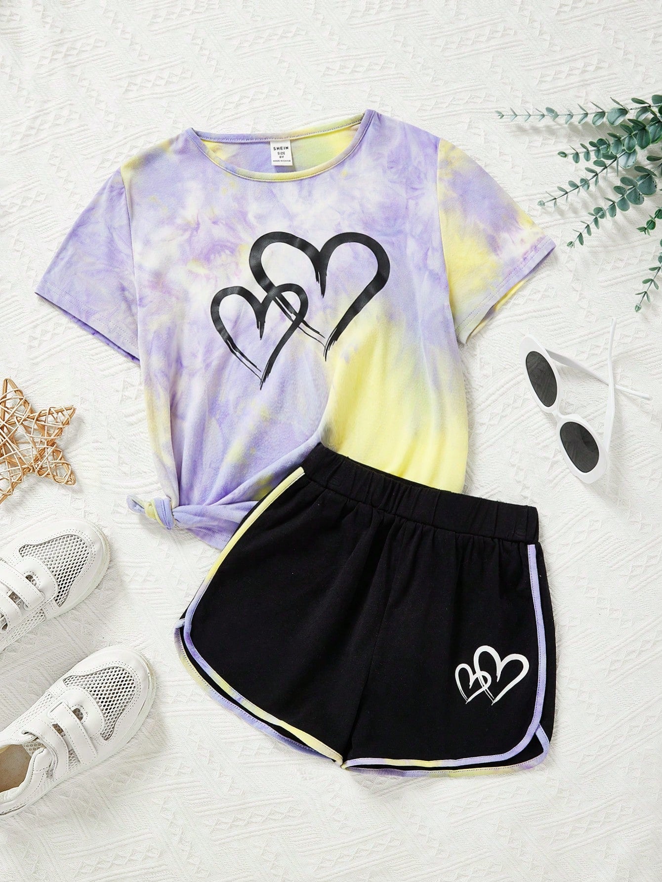 Tween Girl's Knitted Tie-Dye Heart Printed T-Shirt + Color-Block Shorts Vacation Casual Sets