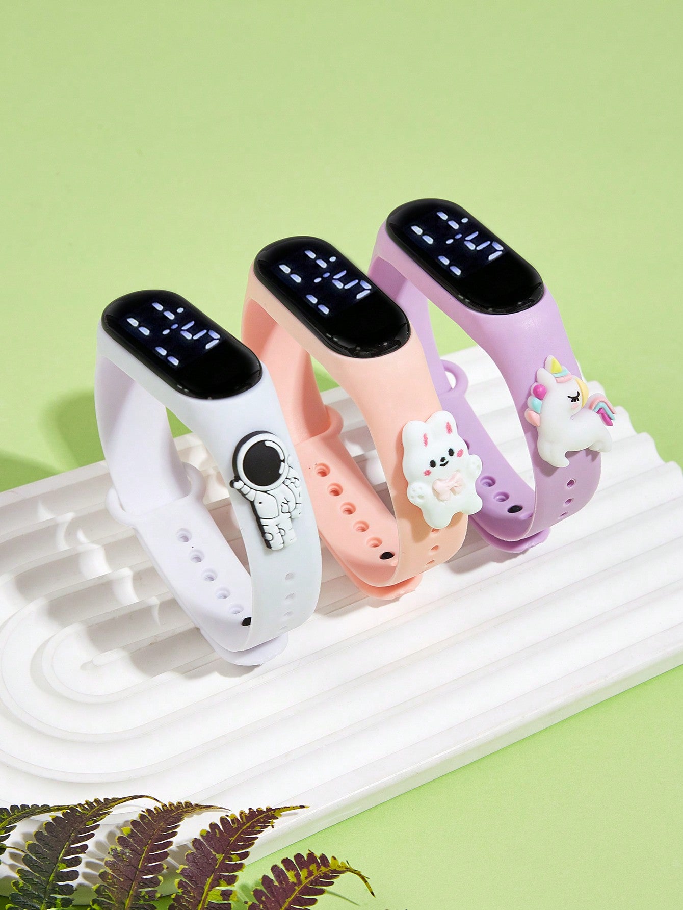 3pcs/Set Kids' Watches Featuring Spacecraft, Little White Rabbit, Rainbow Horse, M3 Touchscreen Electronic Watch For Outdoor Activities