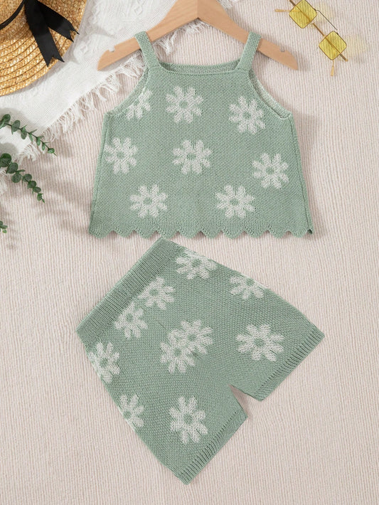 Young Girl's Spring Floral Pattern Knitted Top And Shorts Set